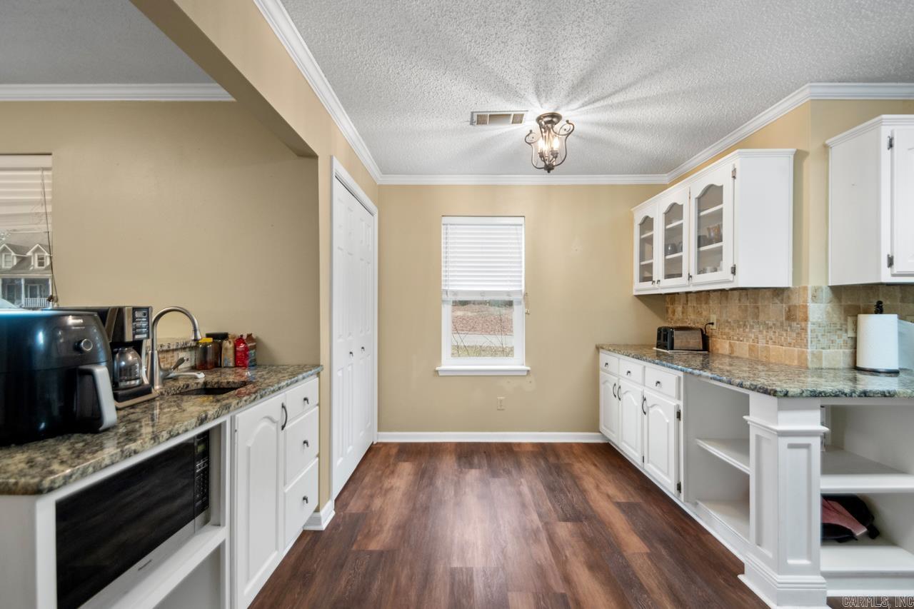 312 Fair Oaks Drive