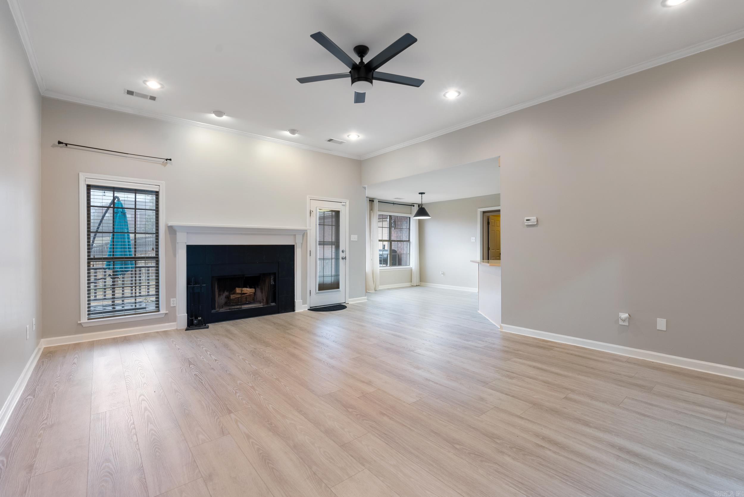 123 Ridgecrest Square