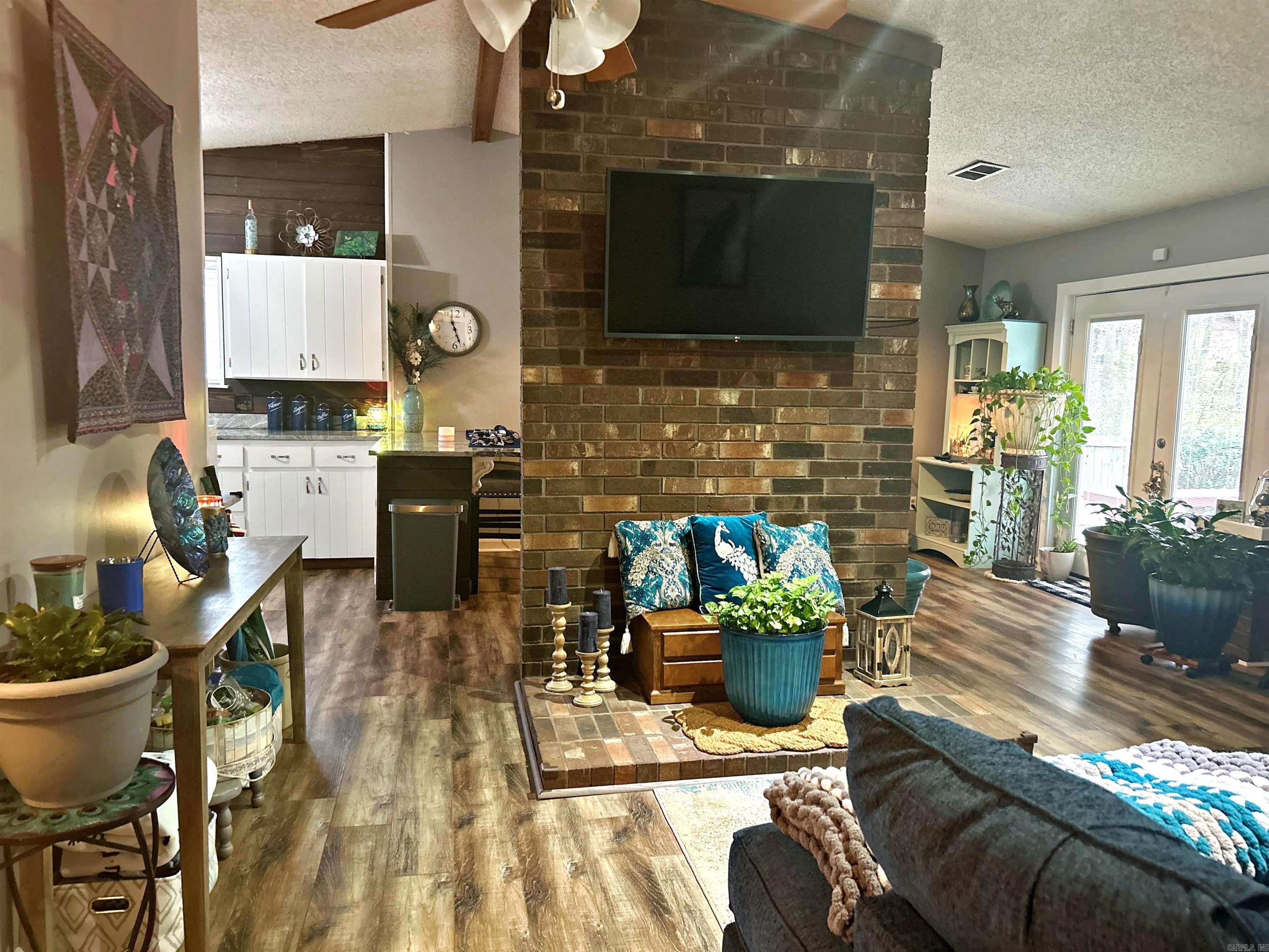 831 Akers Road