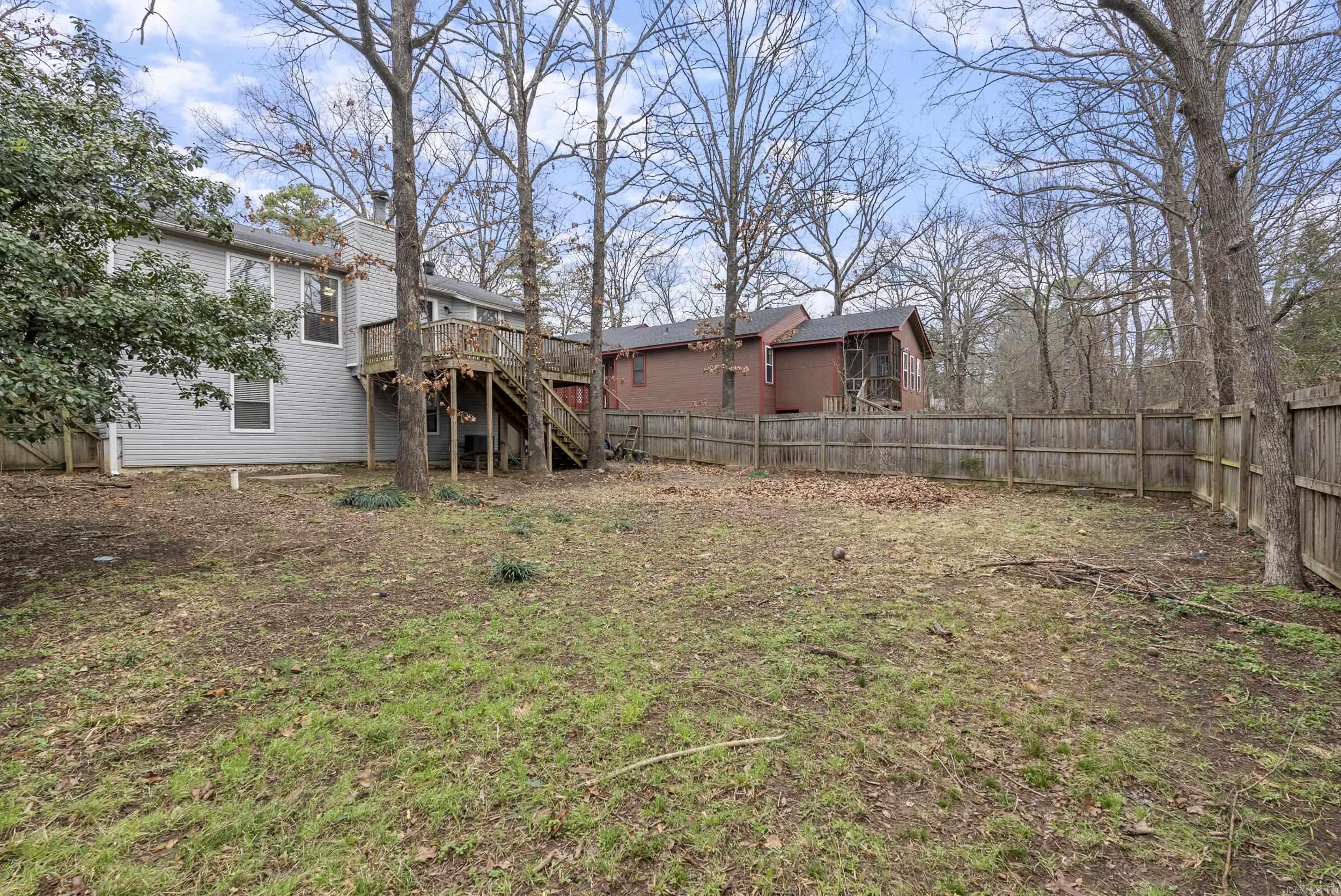 102 Pin Oak Cove