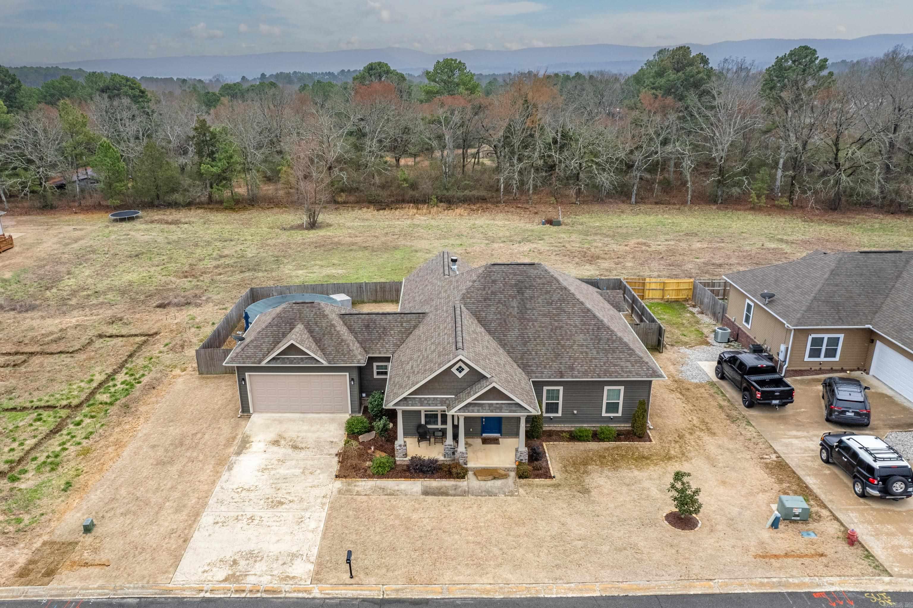 124 Gatehills Place