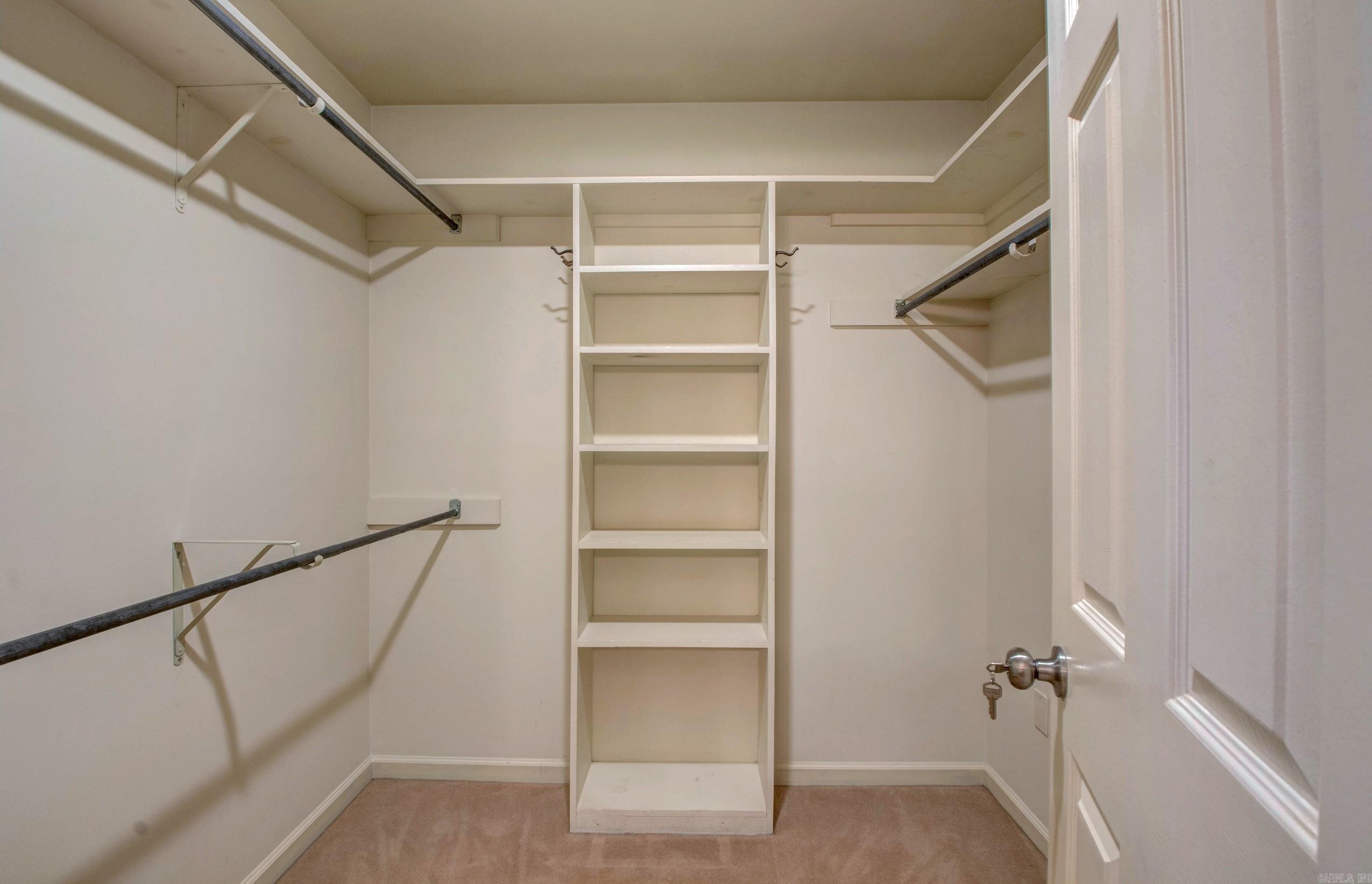 2200 Andover Court Unit: 1305