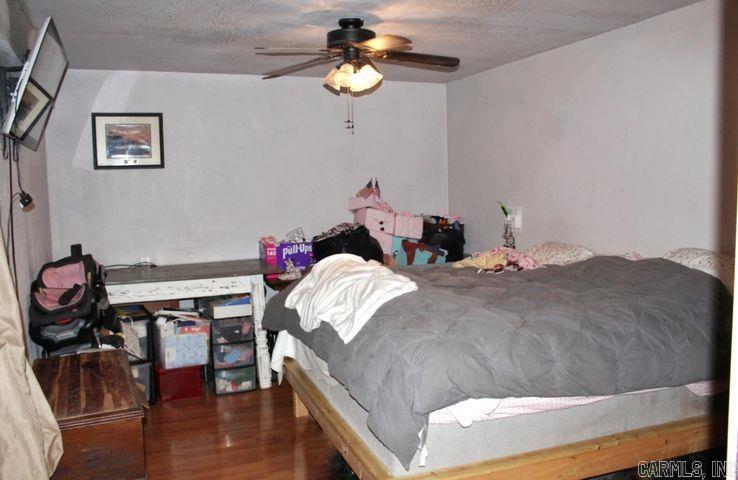 200 NE 15th