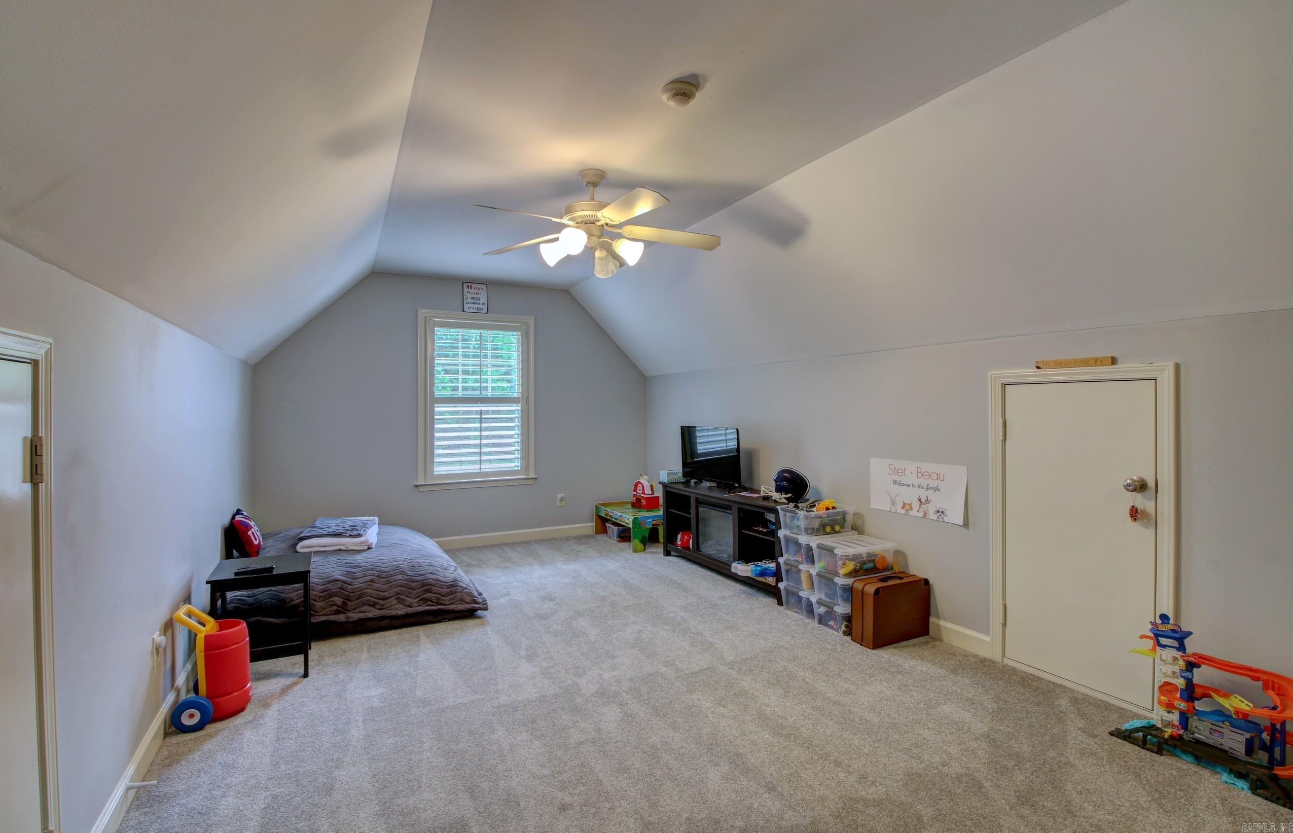 319 Wellington Woods Loop