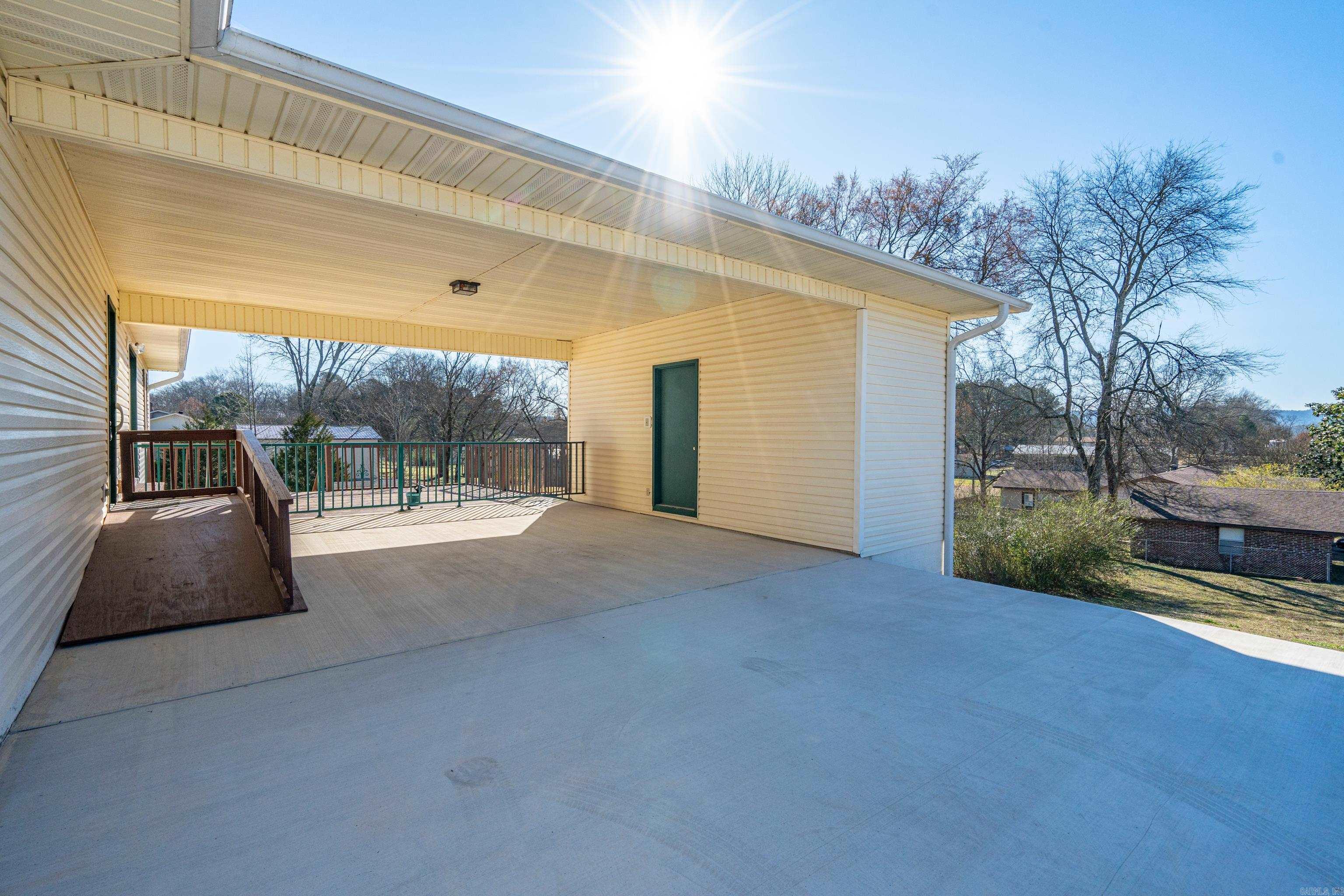 143 Rhonda Street