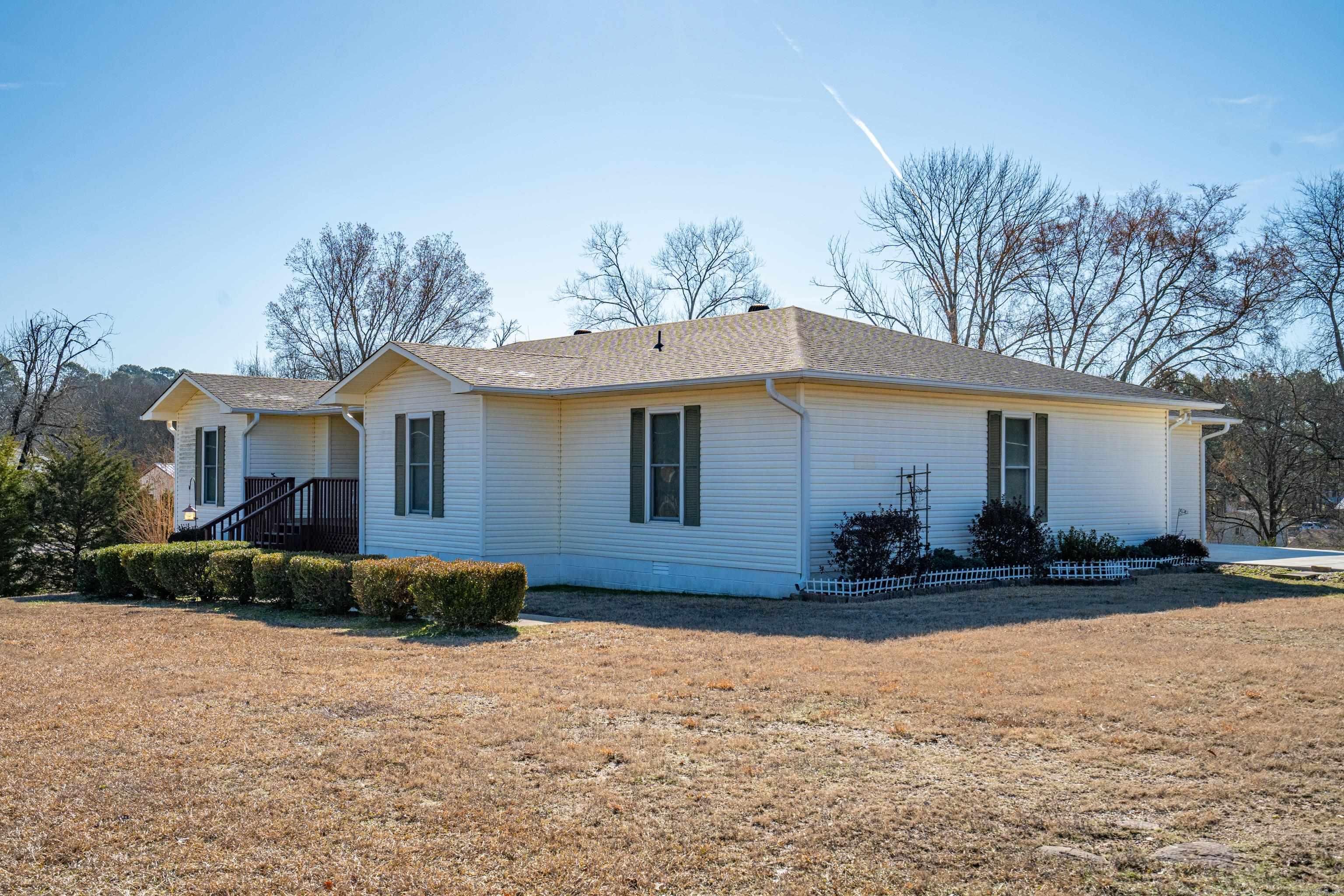 143 Rhonda Street