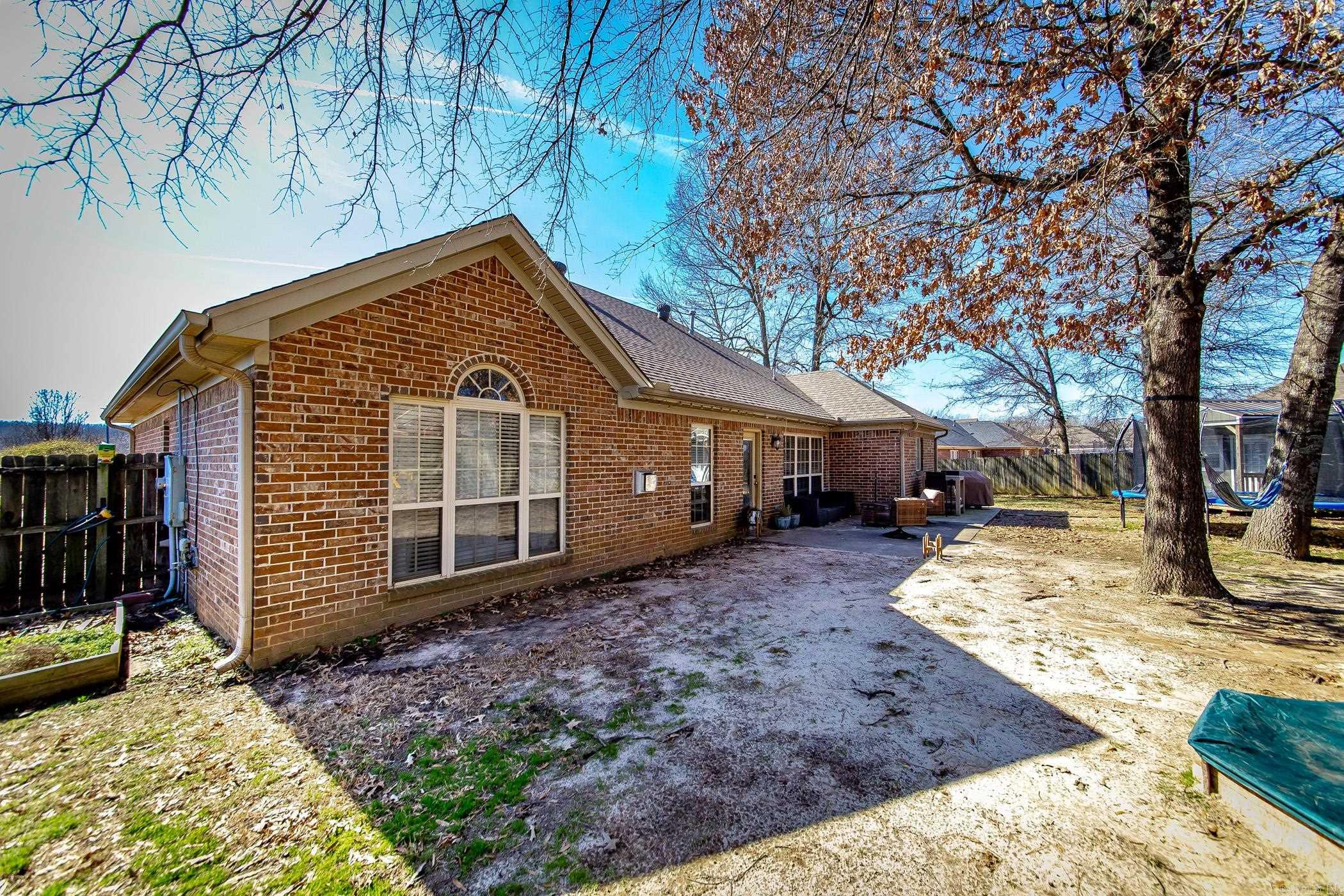 43 Lakeland Drive