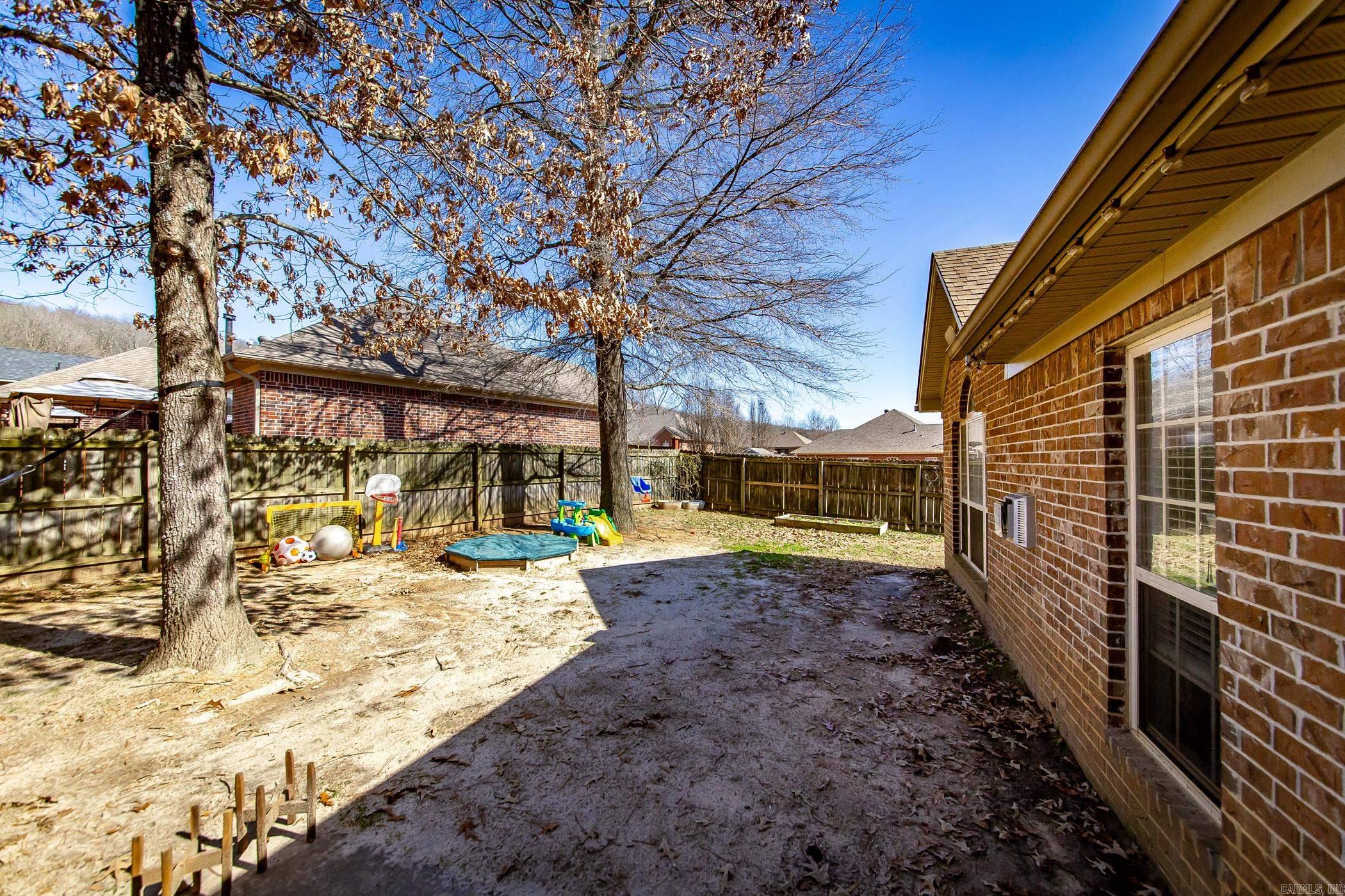 43 Lakeland Drive