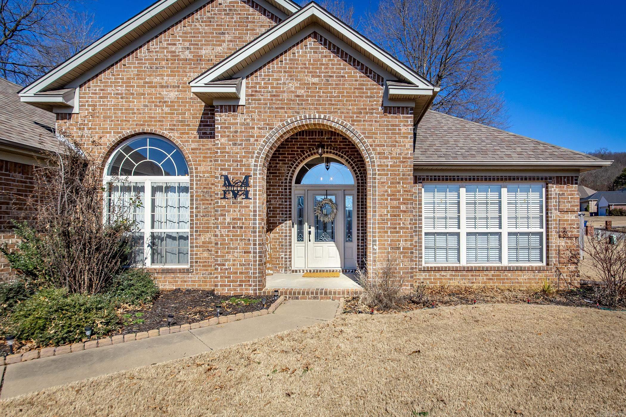 43 Lakeland Drive