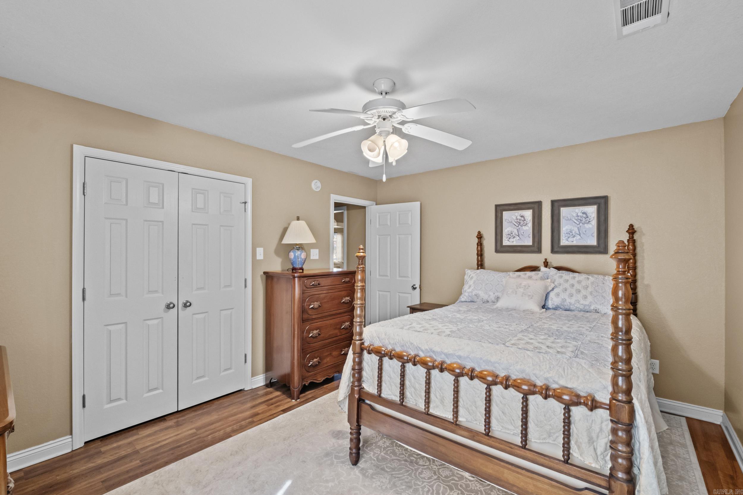 697 N Stagecoach Rd