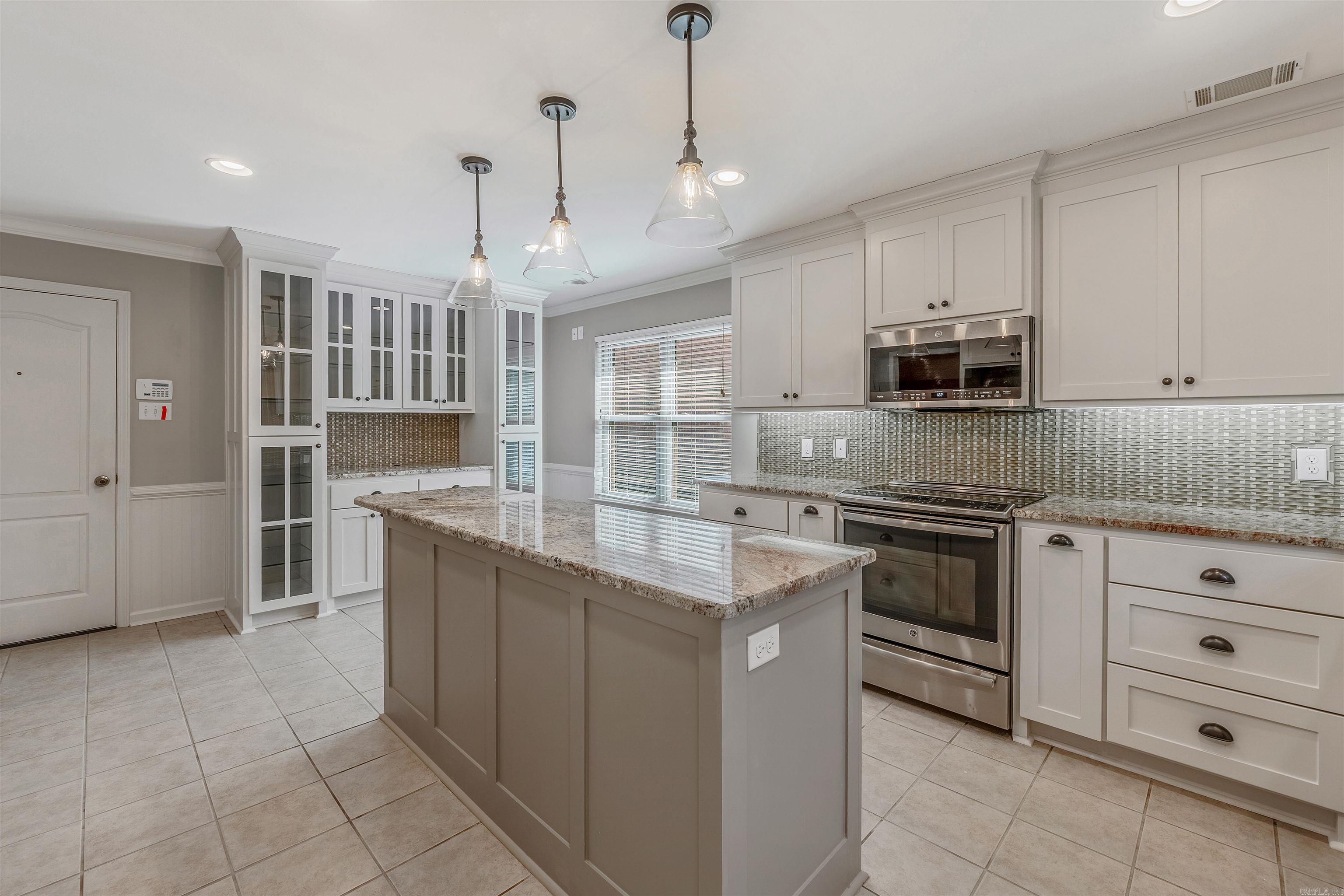 155 Lily Drive