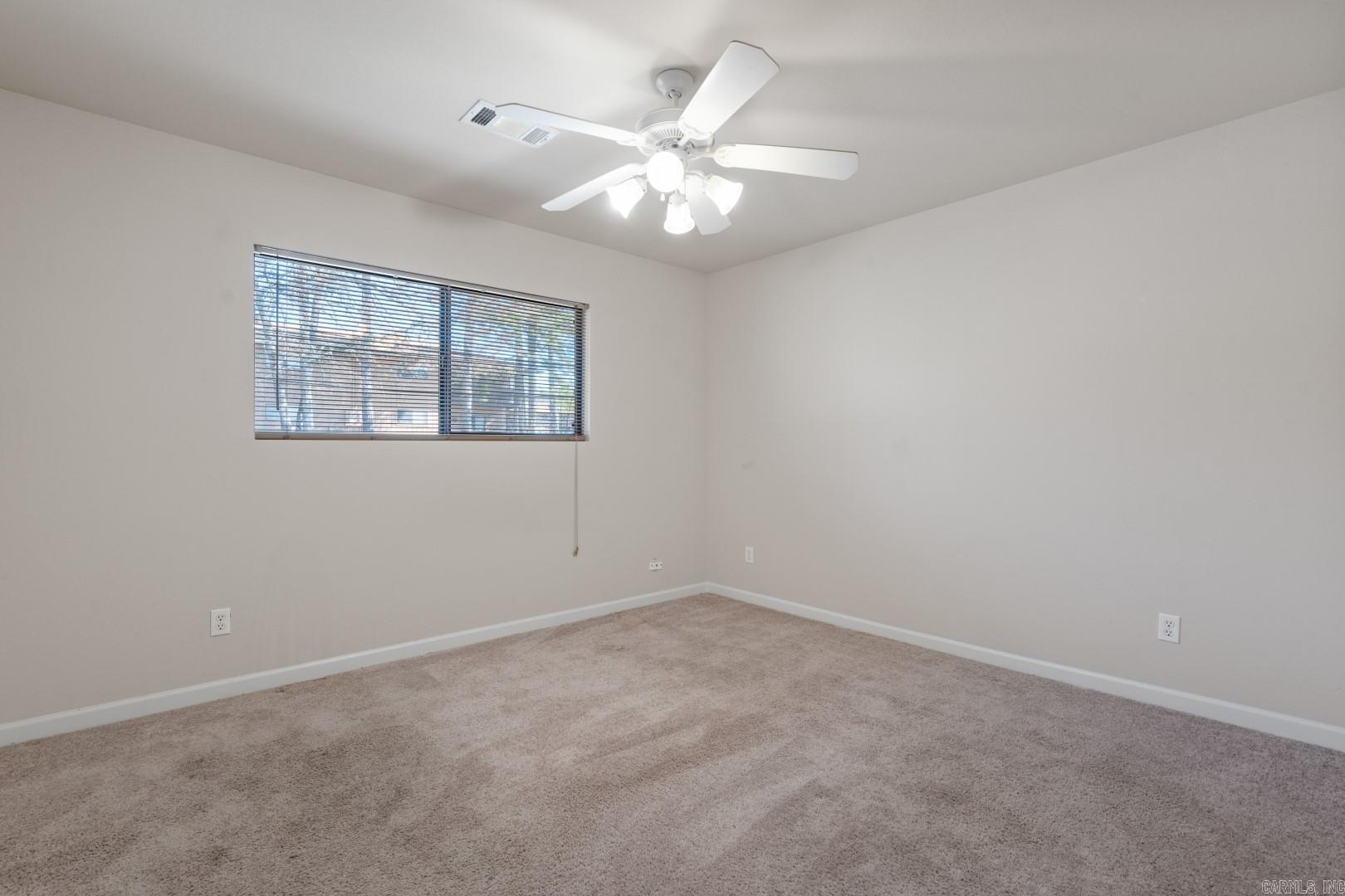 1100 Woodlawn Avenue, #48