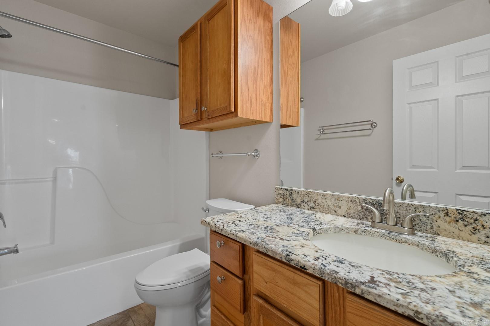 1100 Woodlawn Avenue, #48