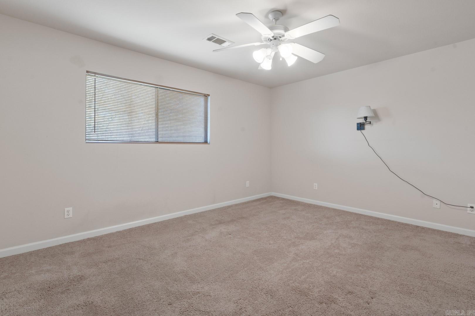 1100 Woodlawn Avenue, #48