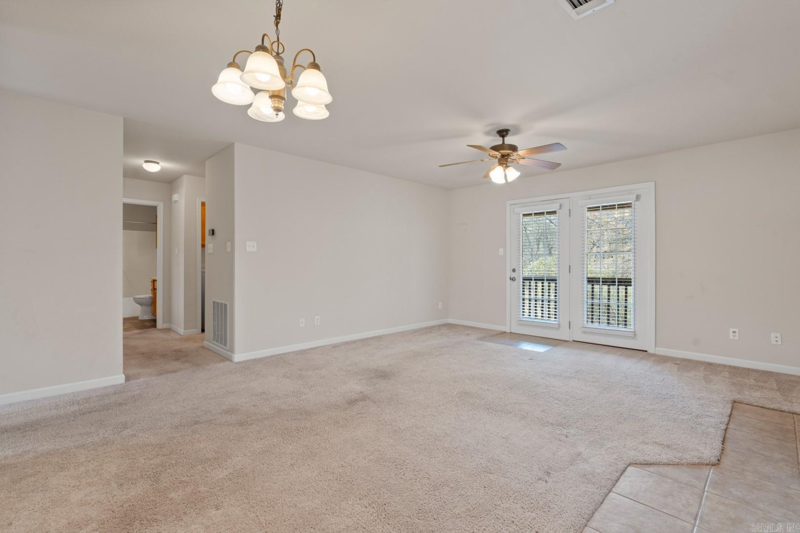 1100 Woodlawn Avenue, #48