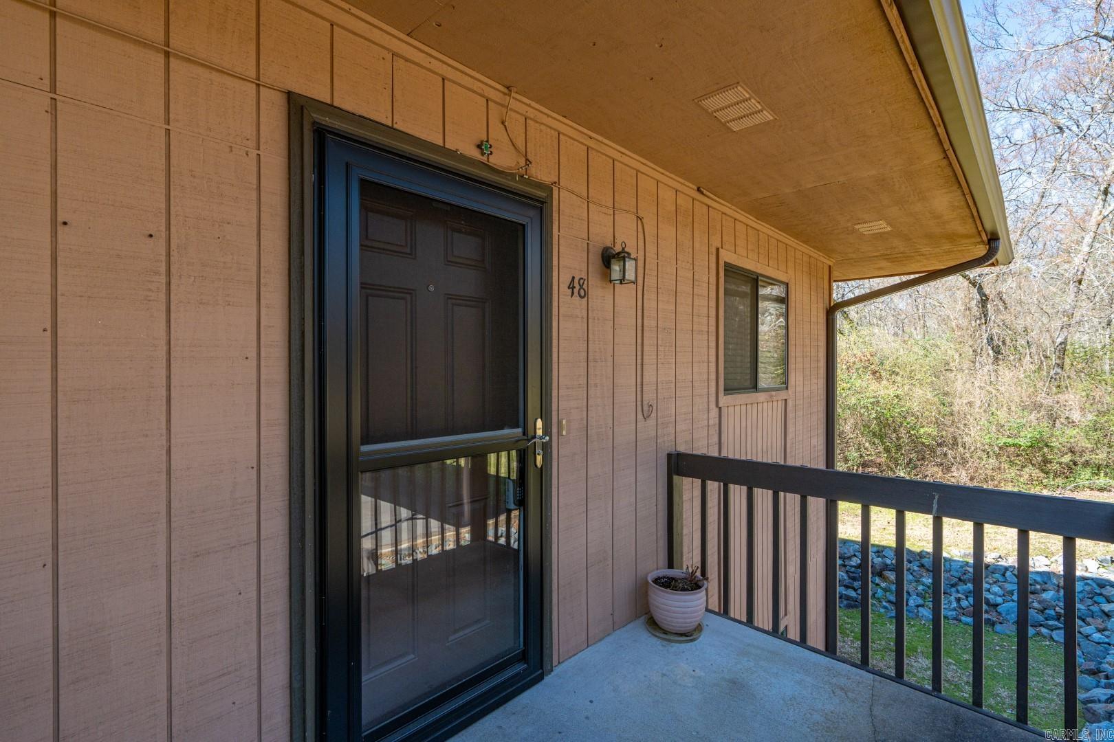 1100 Woodlawn Avenue, #48