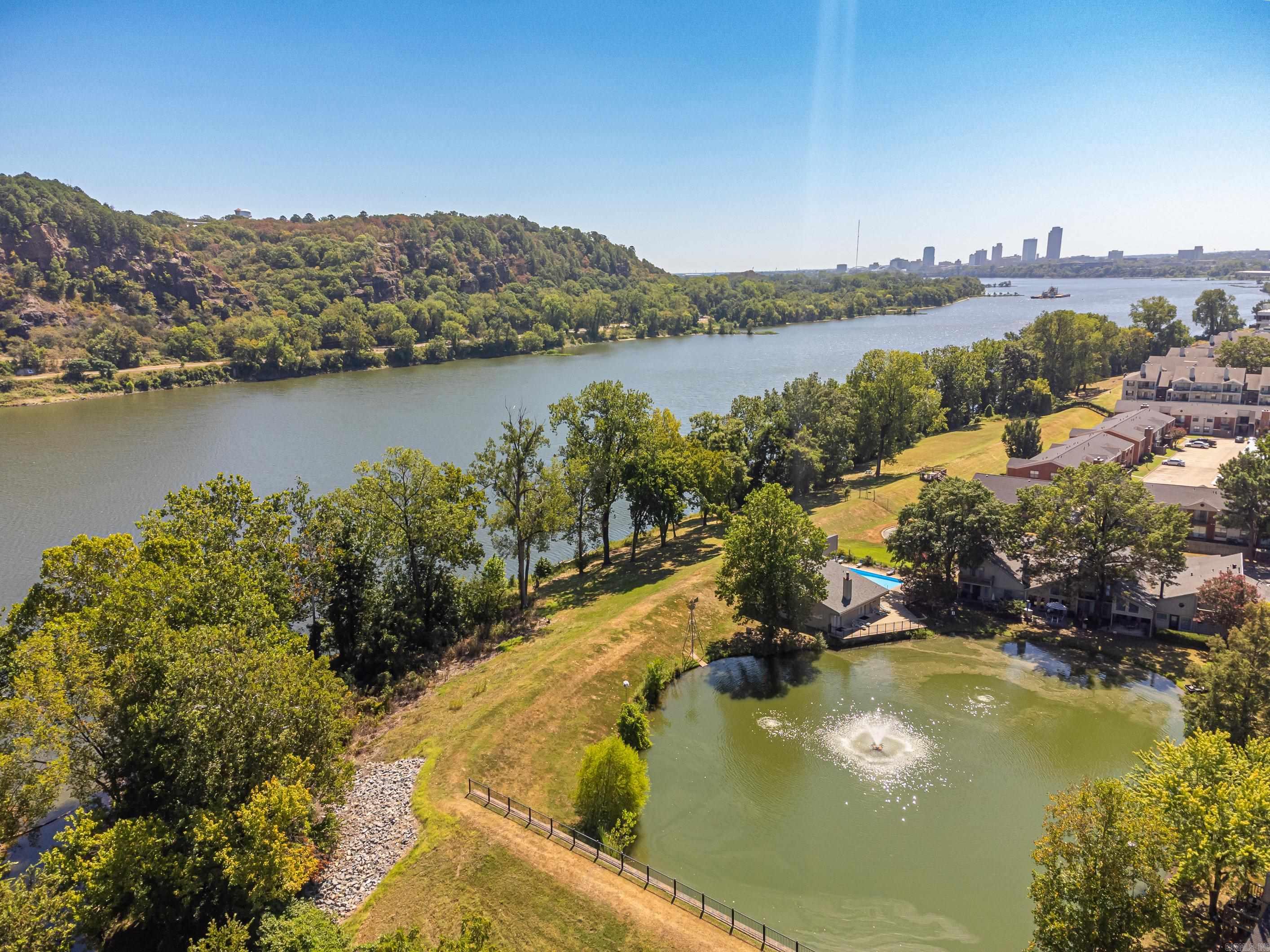 2512 Riverfront Drive Unit 2