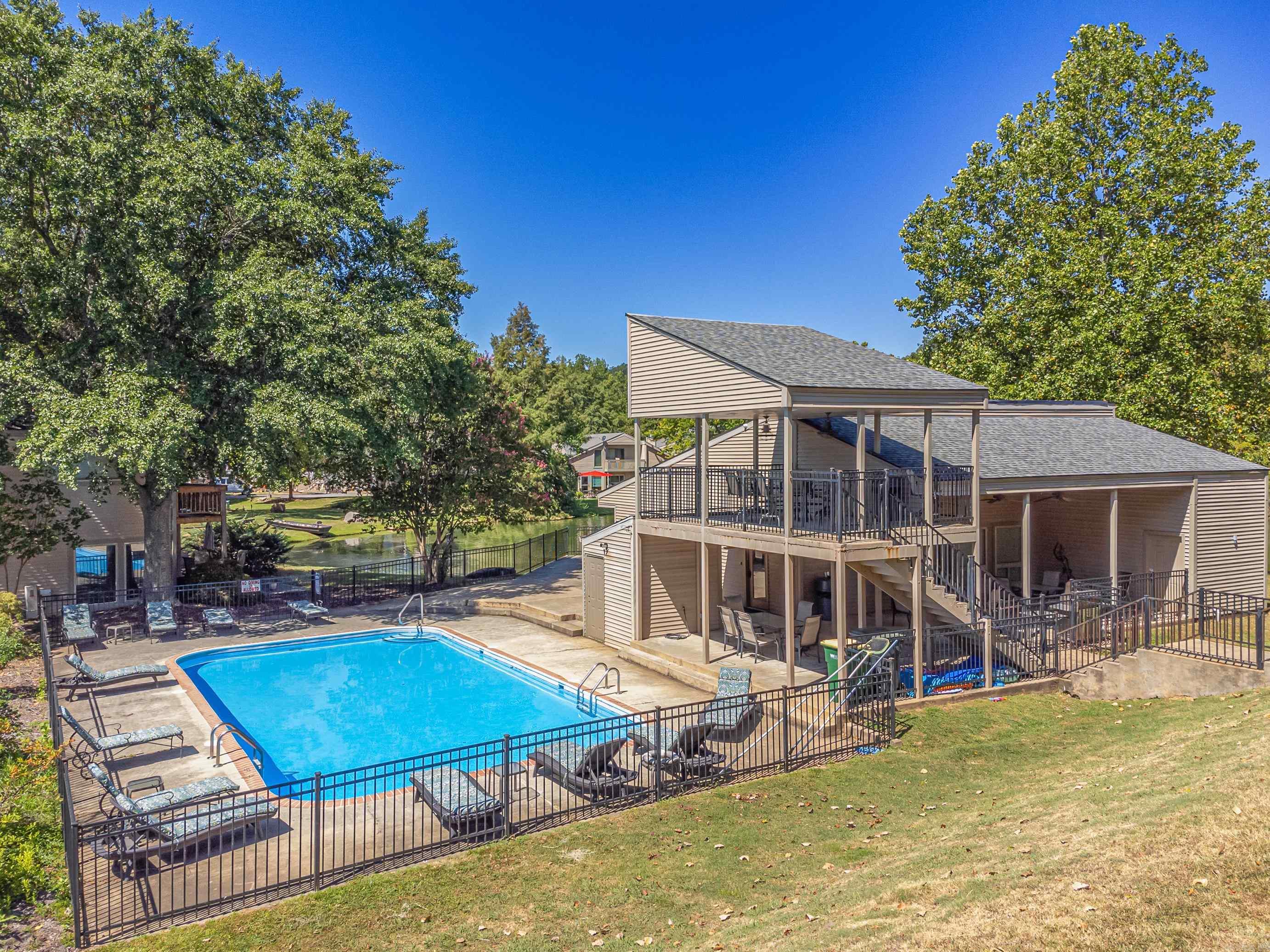 2512 Riverfront Drive Unit 2