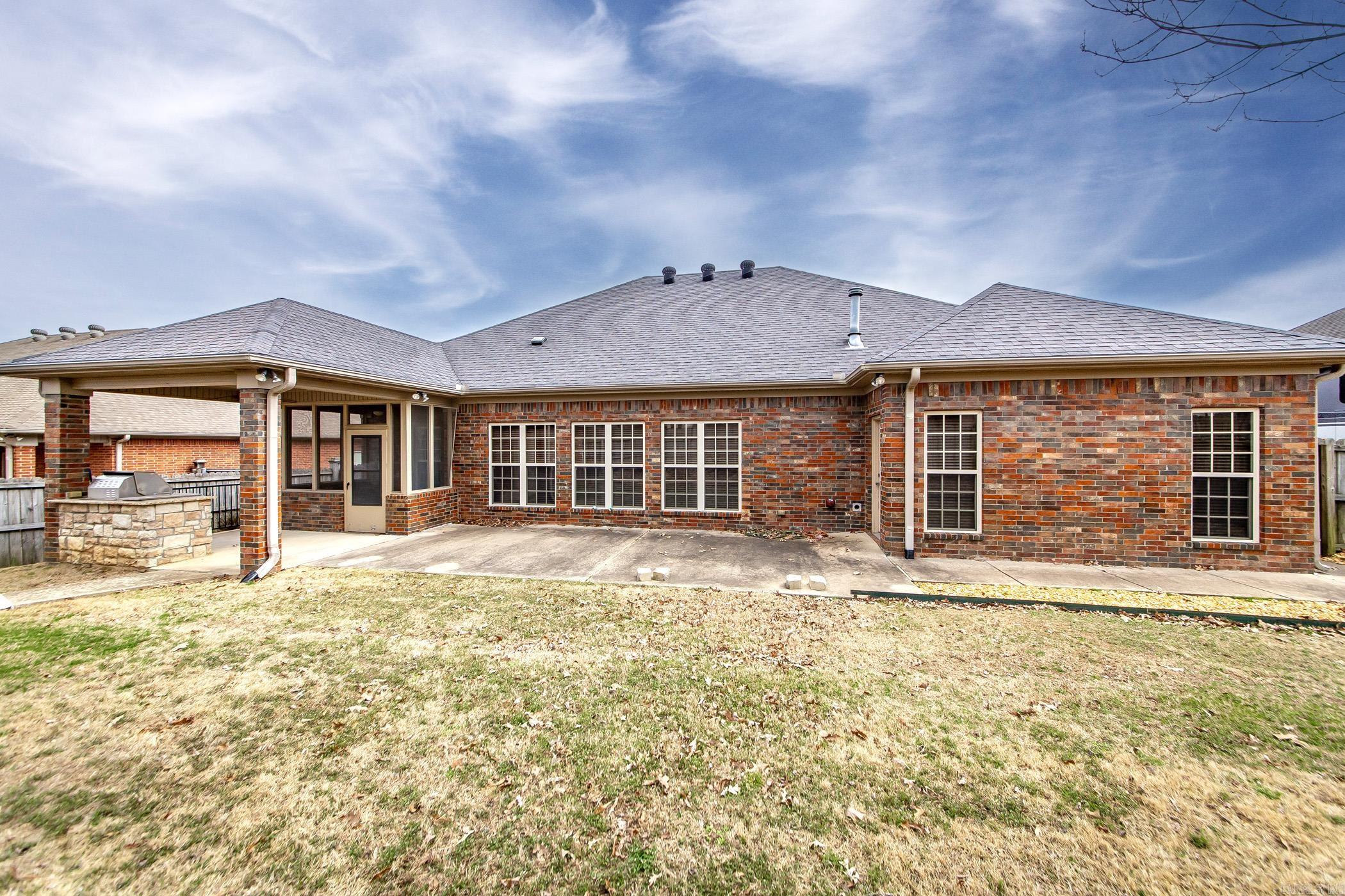 2325 Miramonte Drive