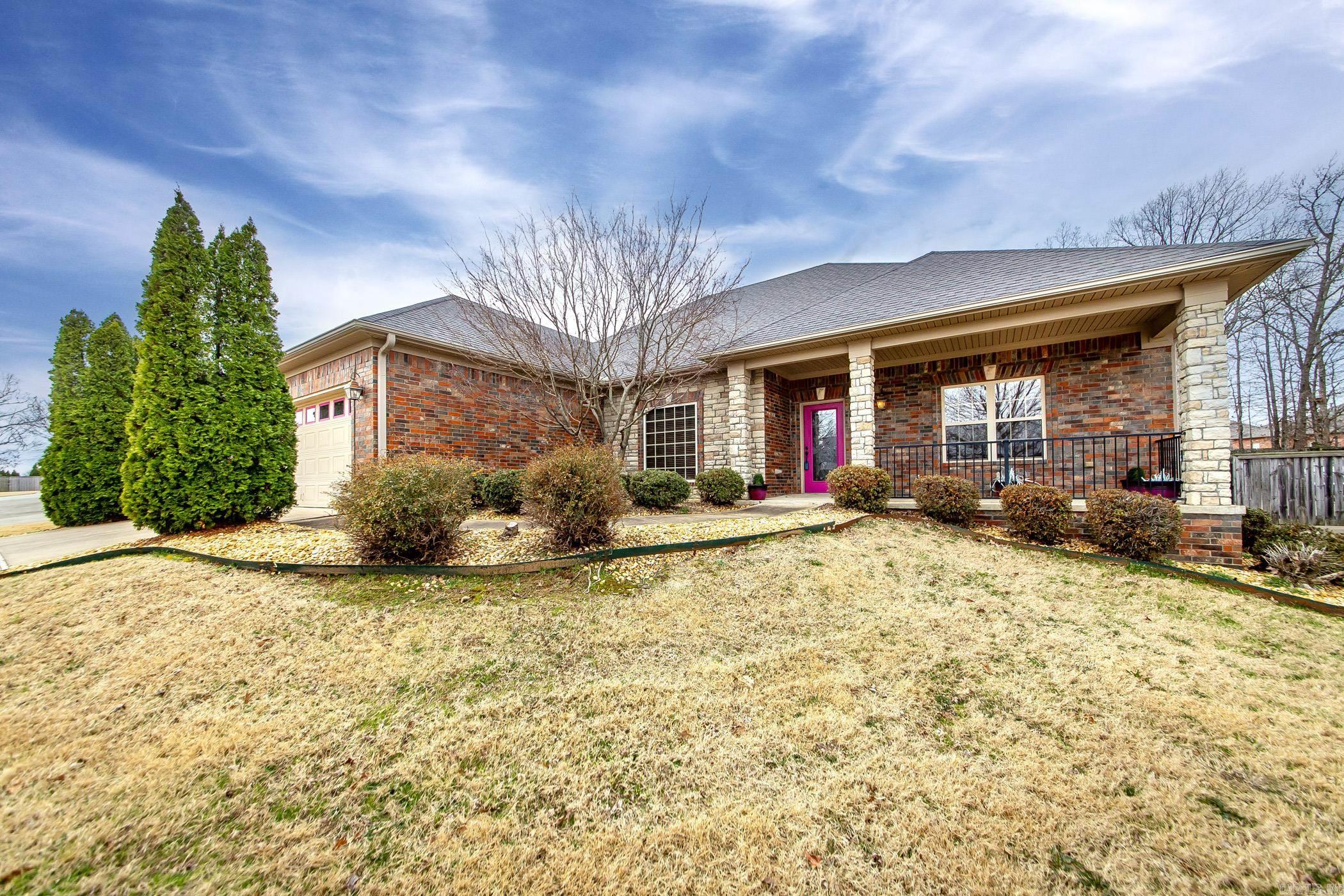 2325 Miramonte Drive
