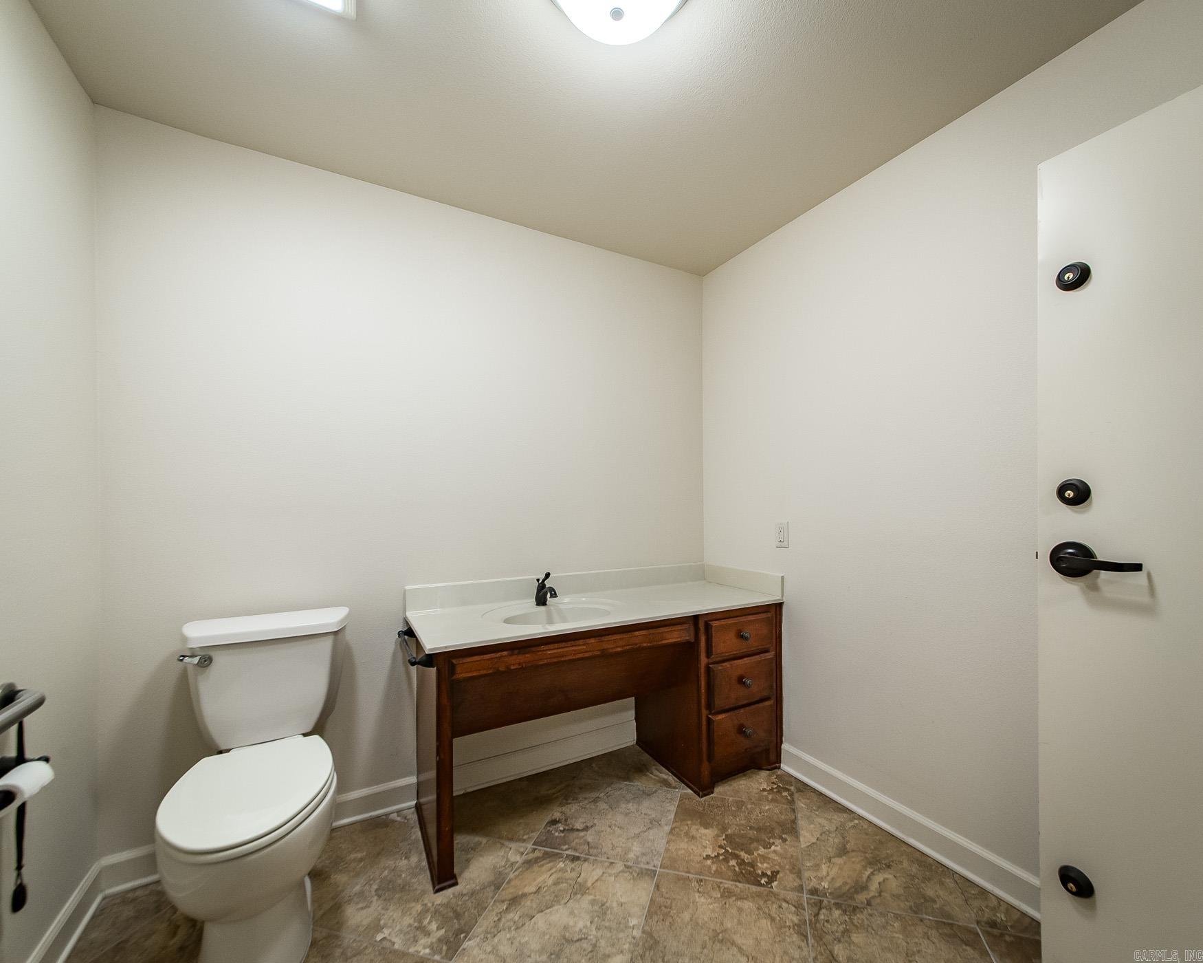 2325 Miramonte Drive