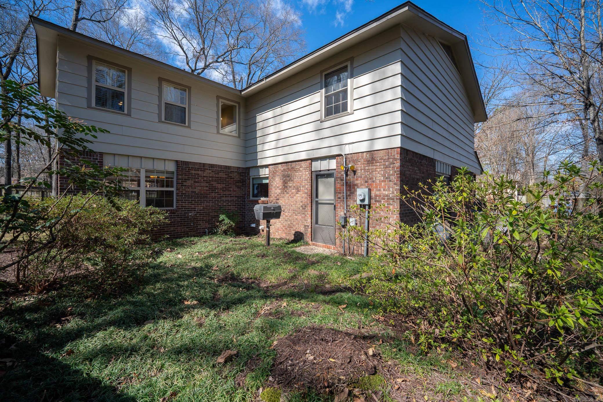 31 Forrest Ct