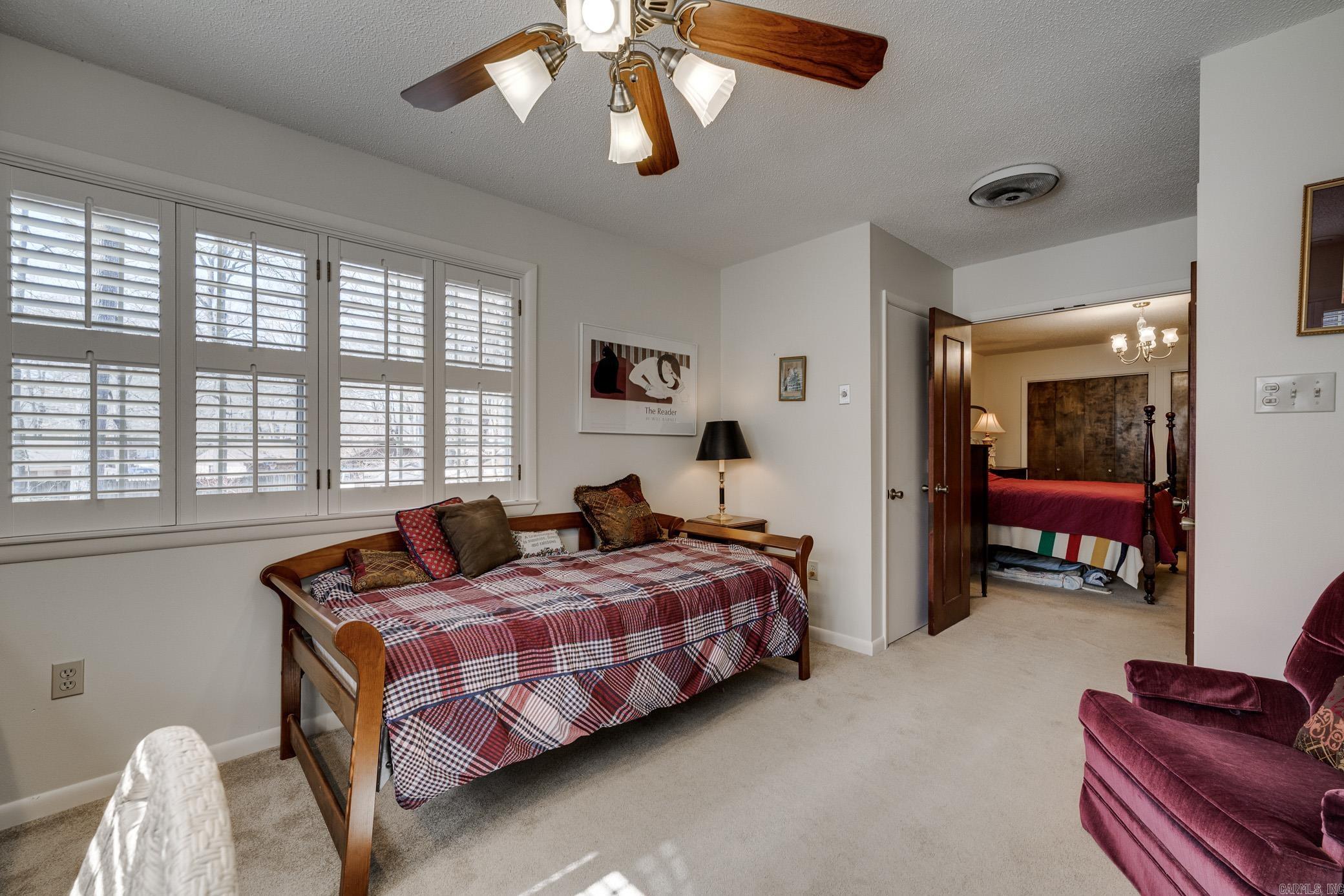 31 Forrest Ct
