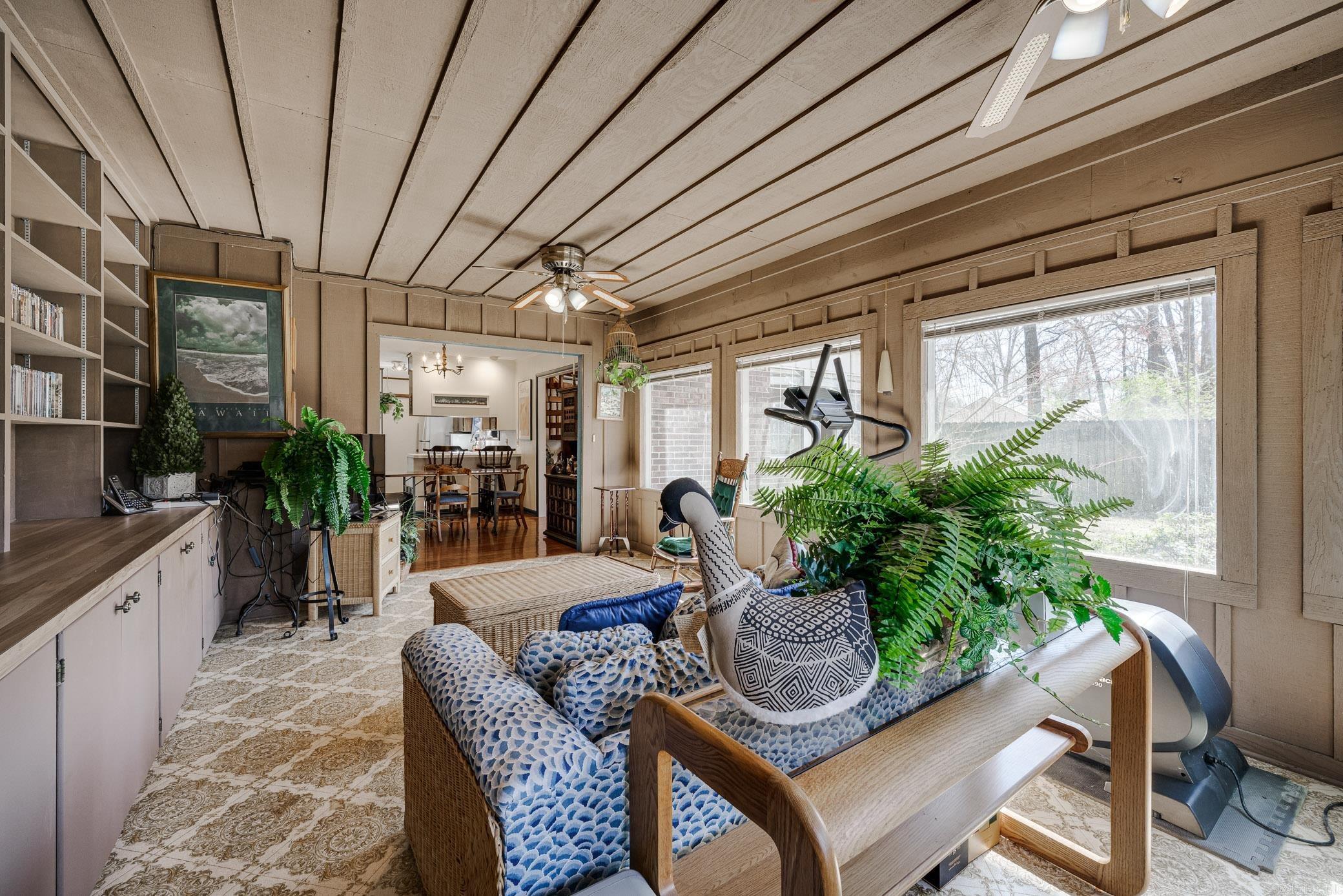 31 Forrest Ct
