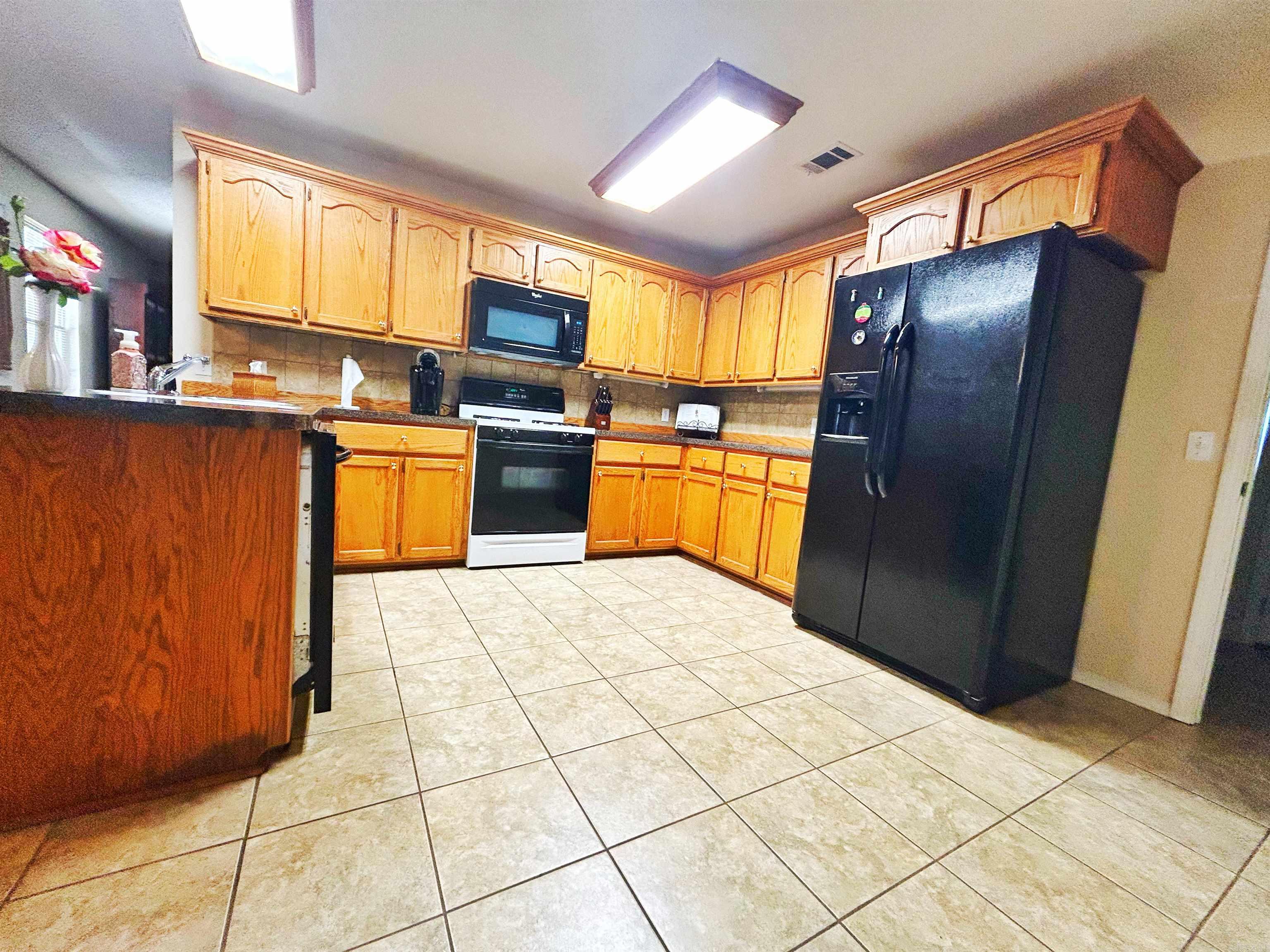 212 Cherokee Ln