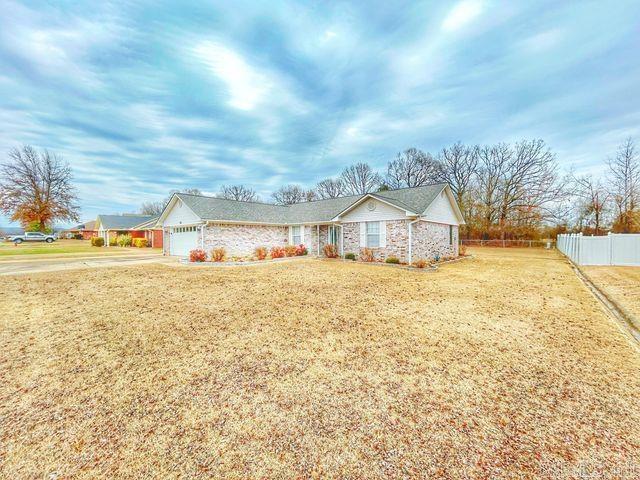 212 Cherokee Ln