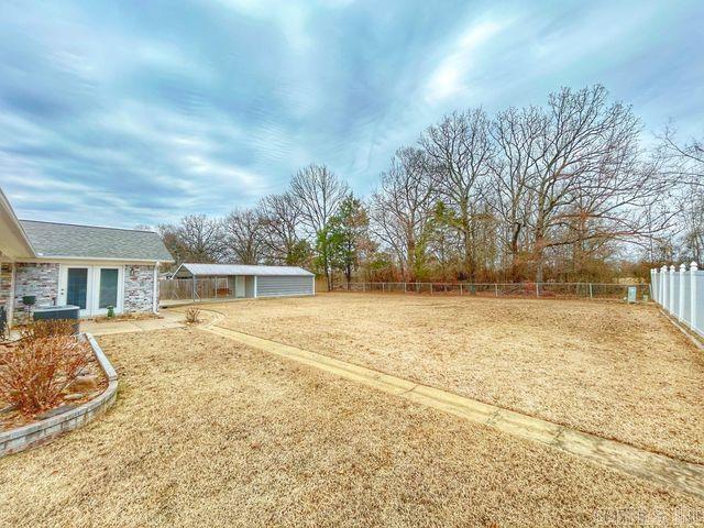 212 Cherokee Ln