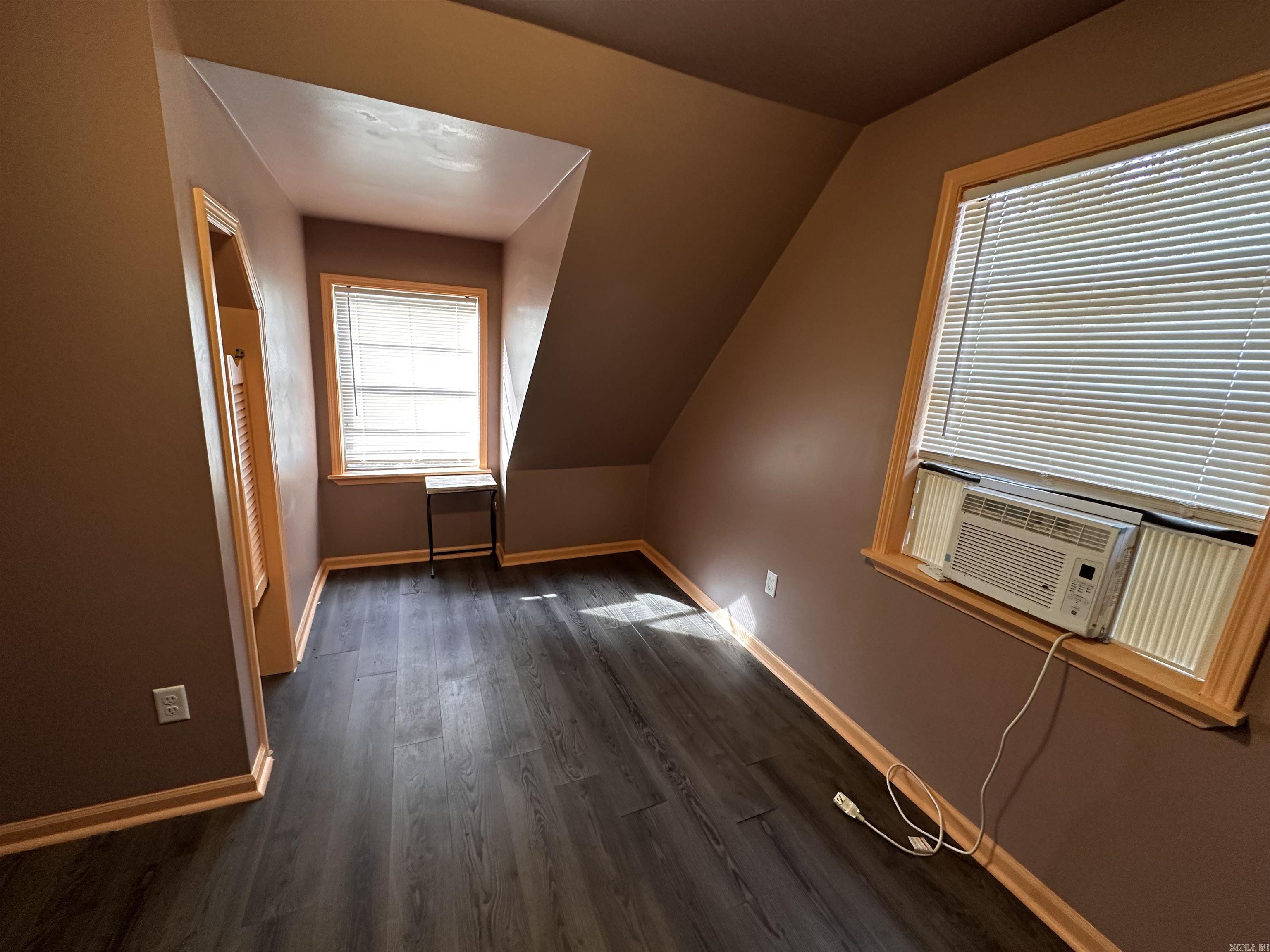 13721 Willow Pond Cutoff Road