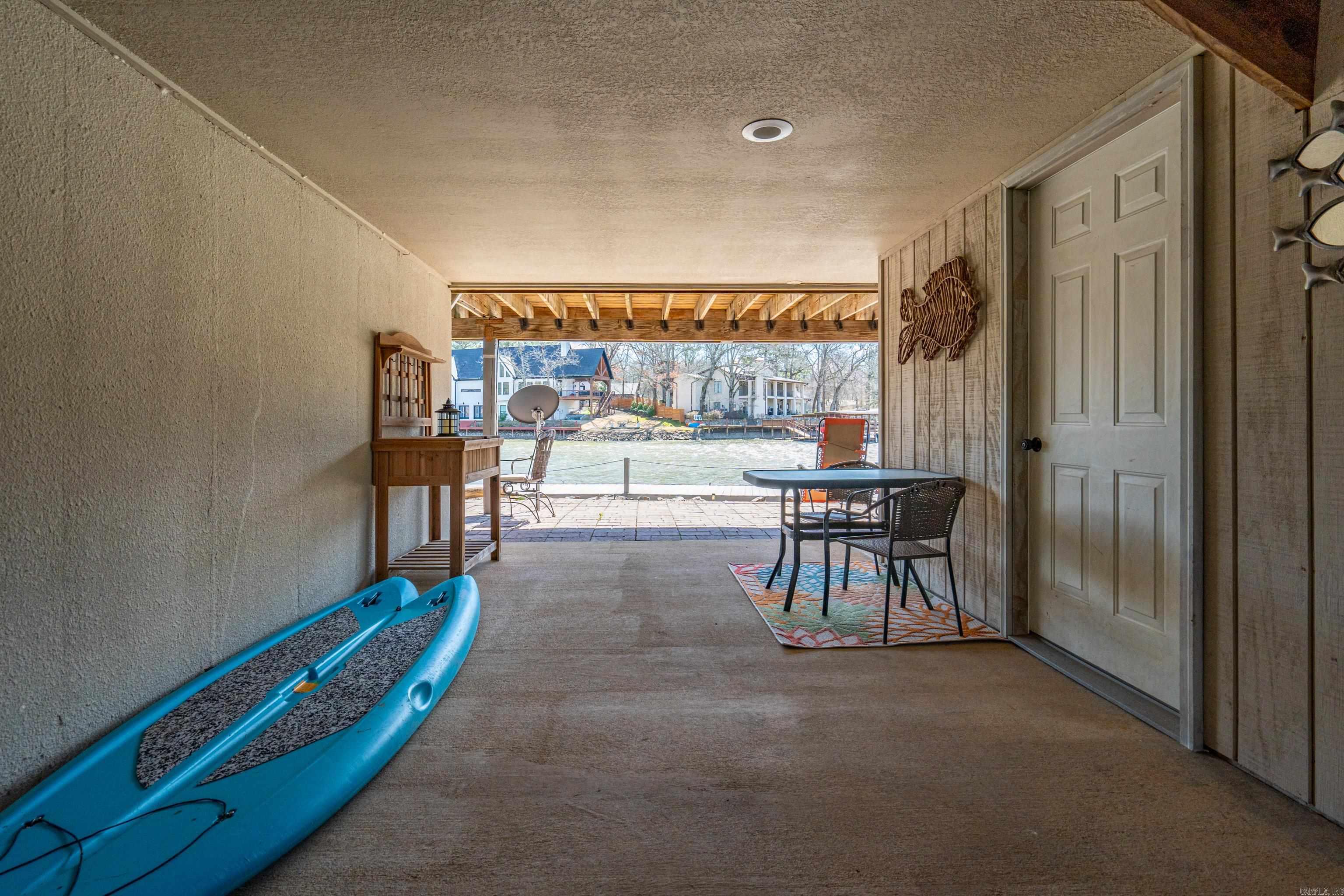231 Bayshore