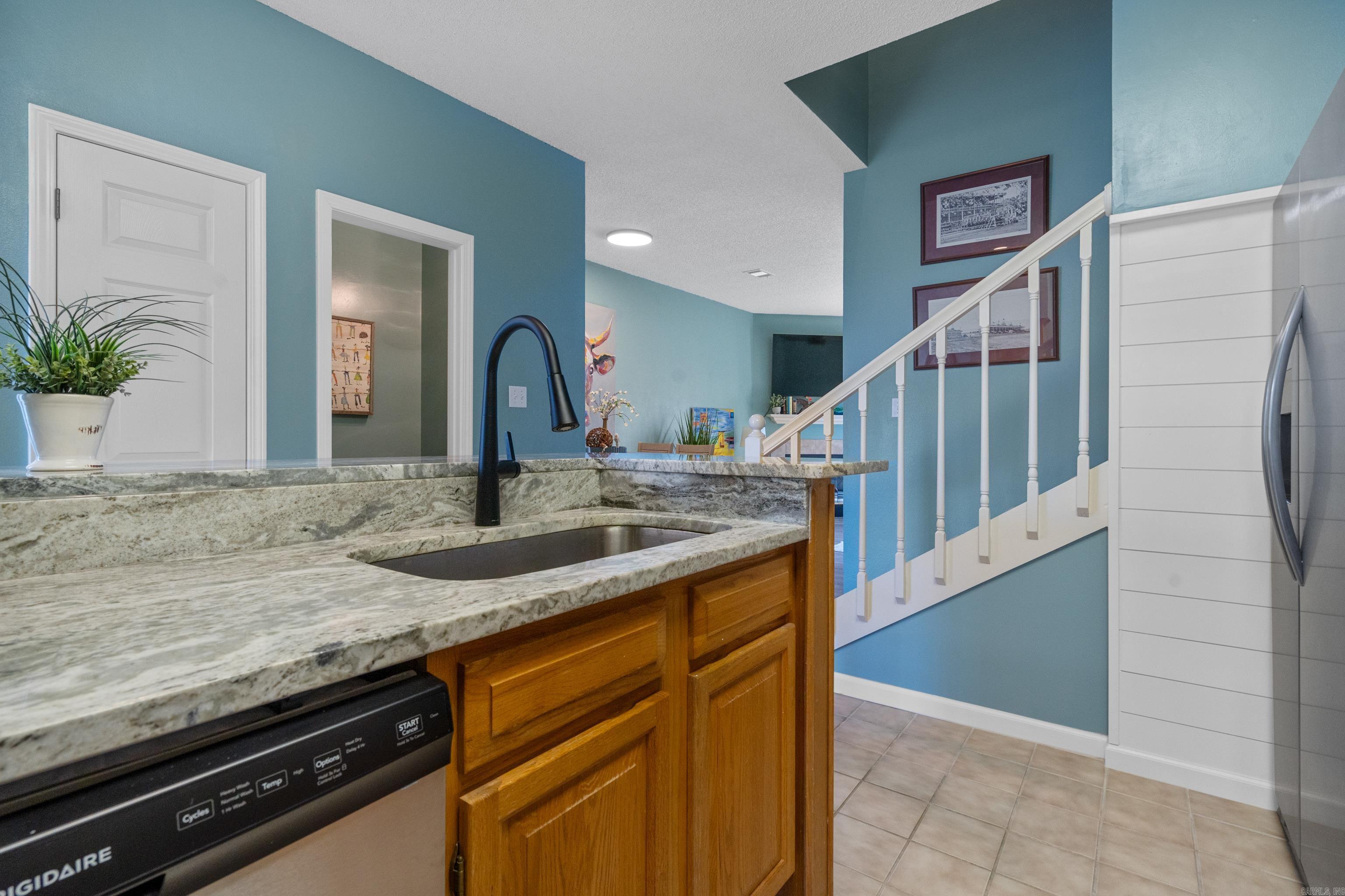 231 Bayshore