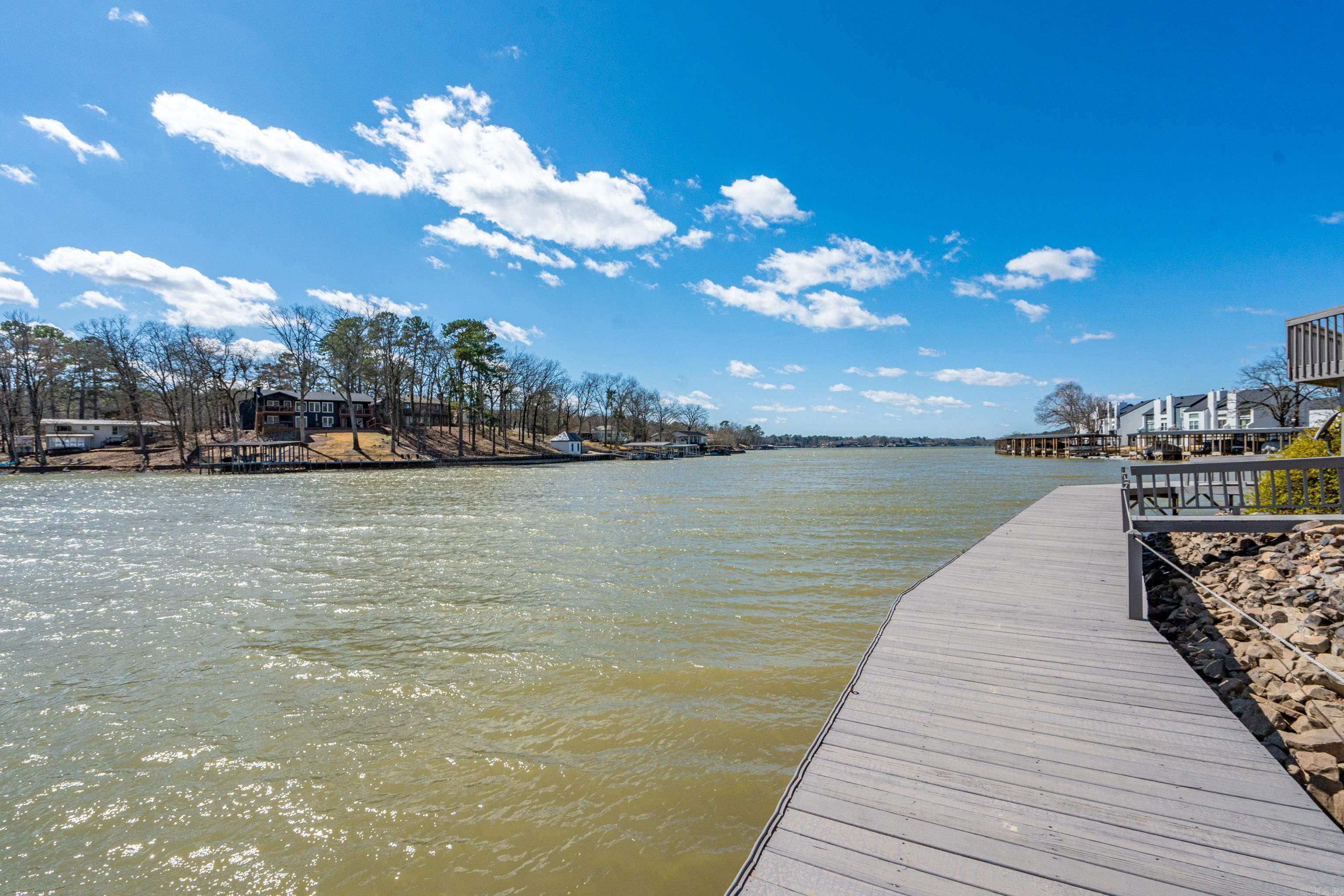 231 Bayshore