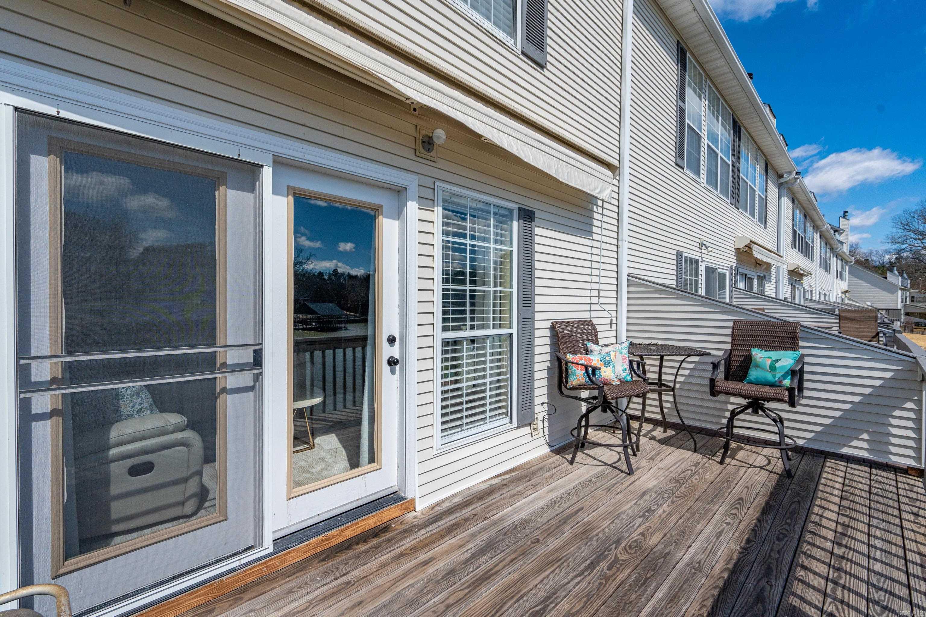 231 Bayshore