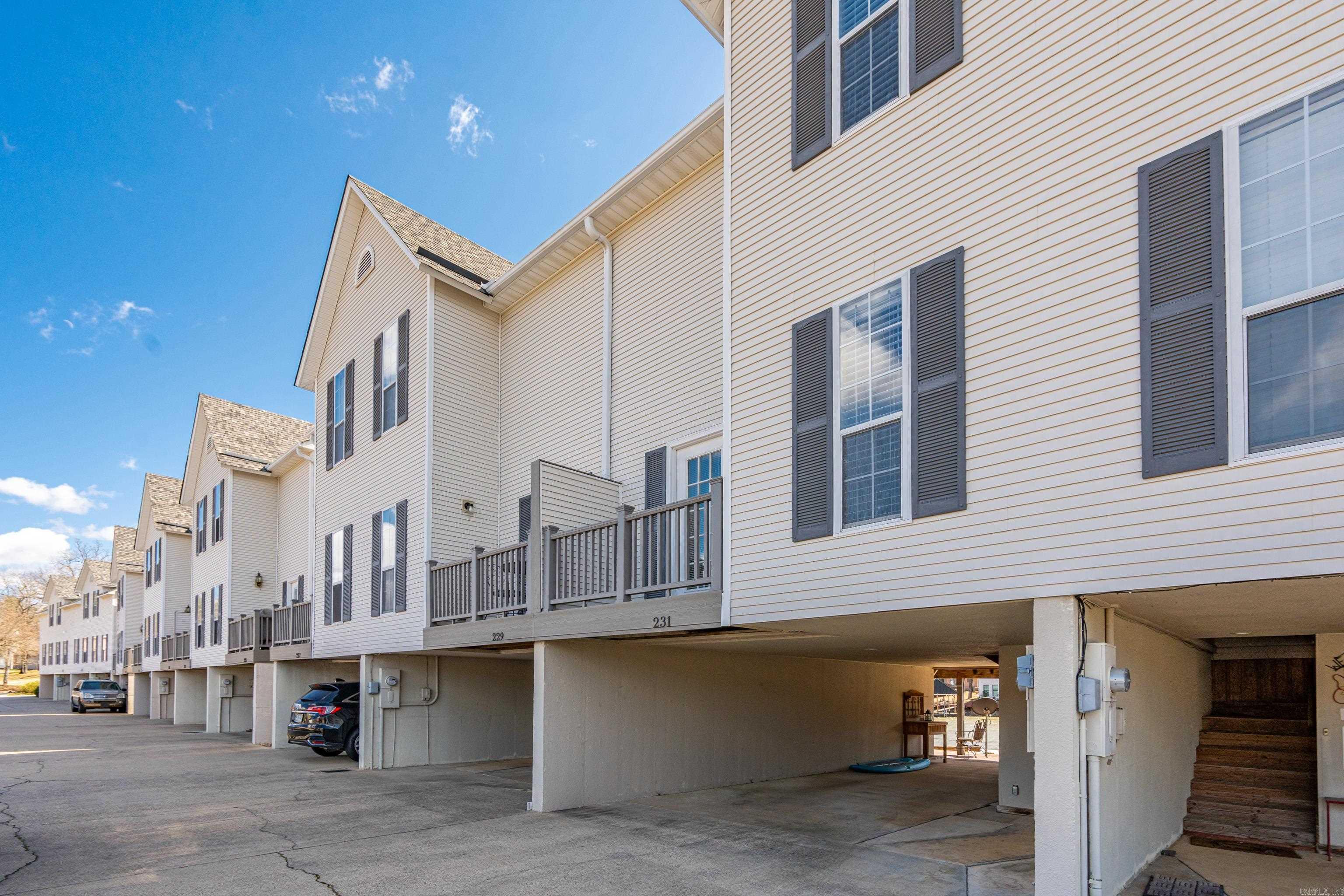 231 Bayshore