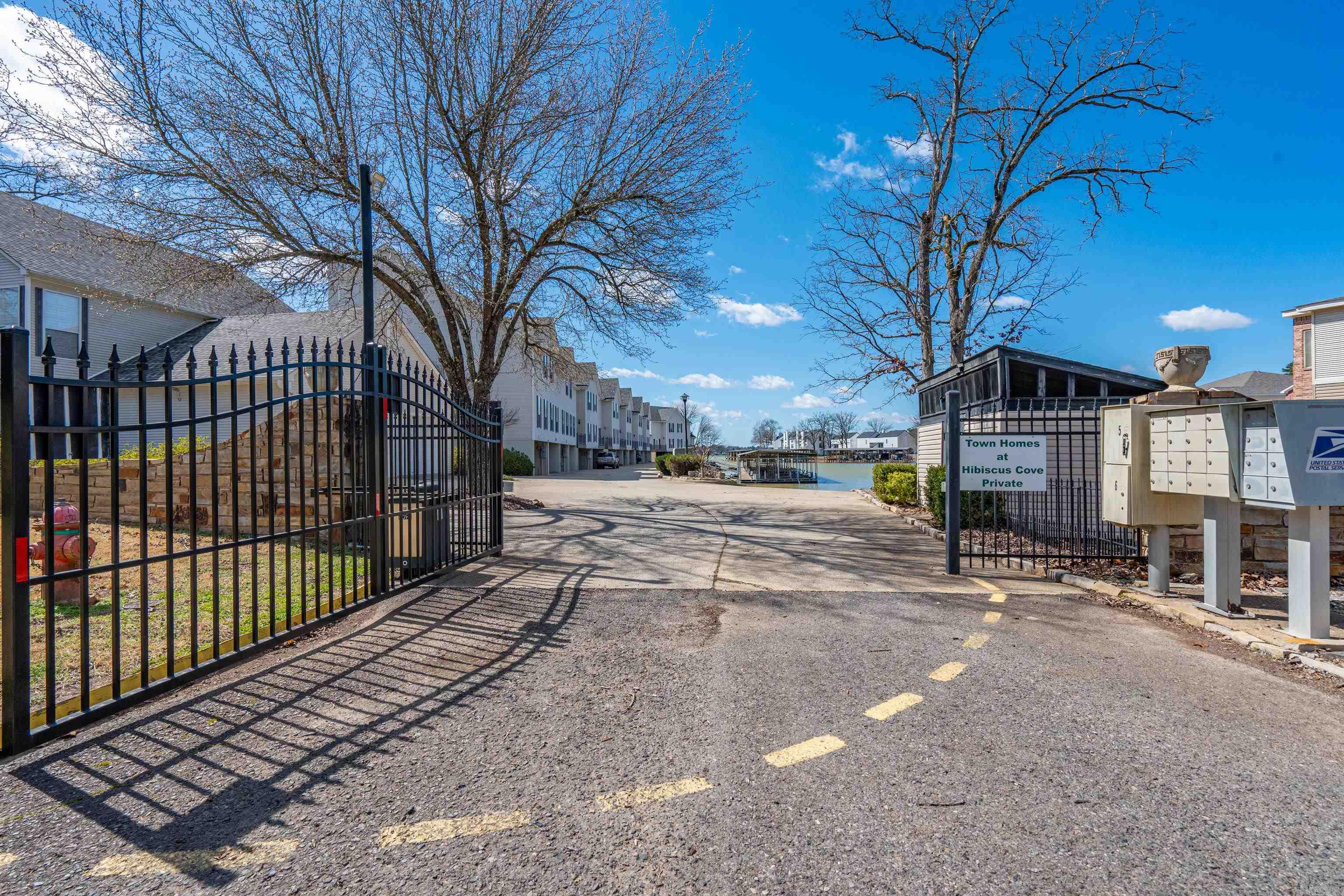231 Bayshore
