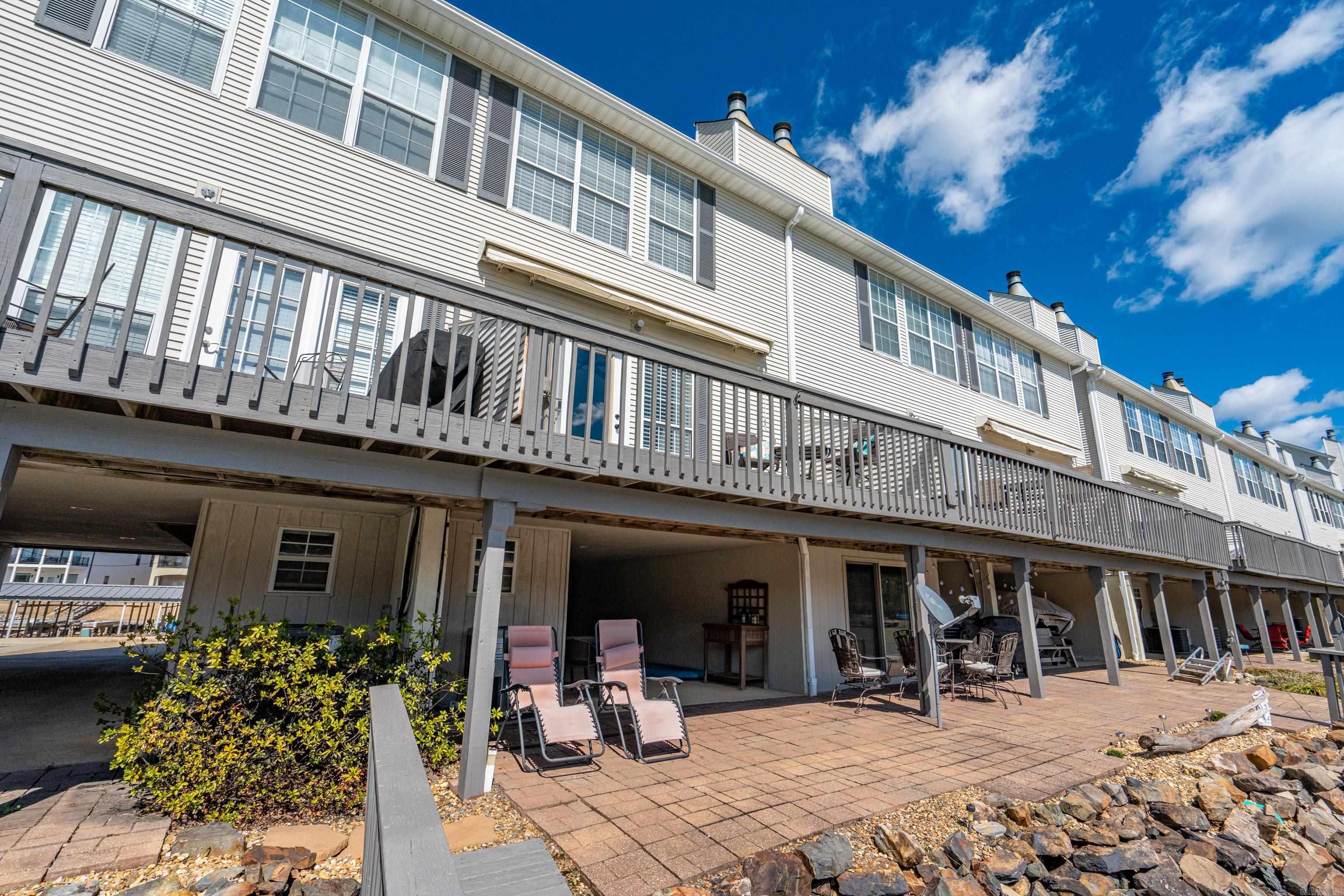 231 Bayshore