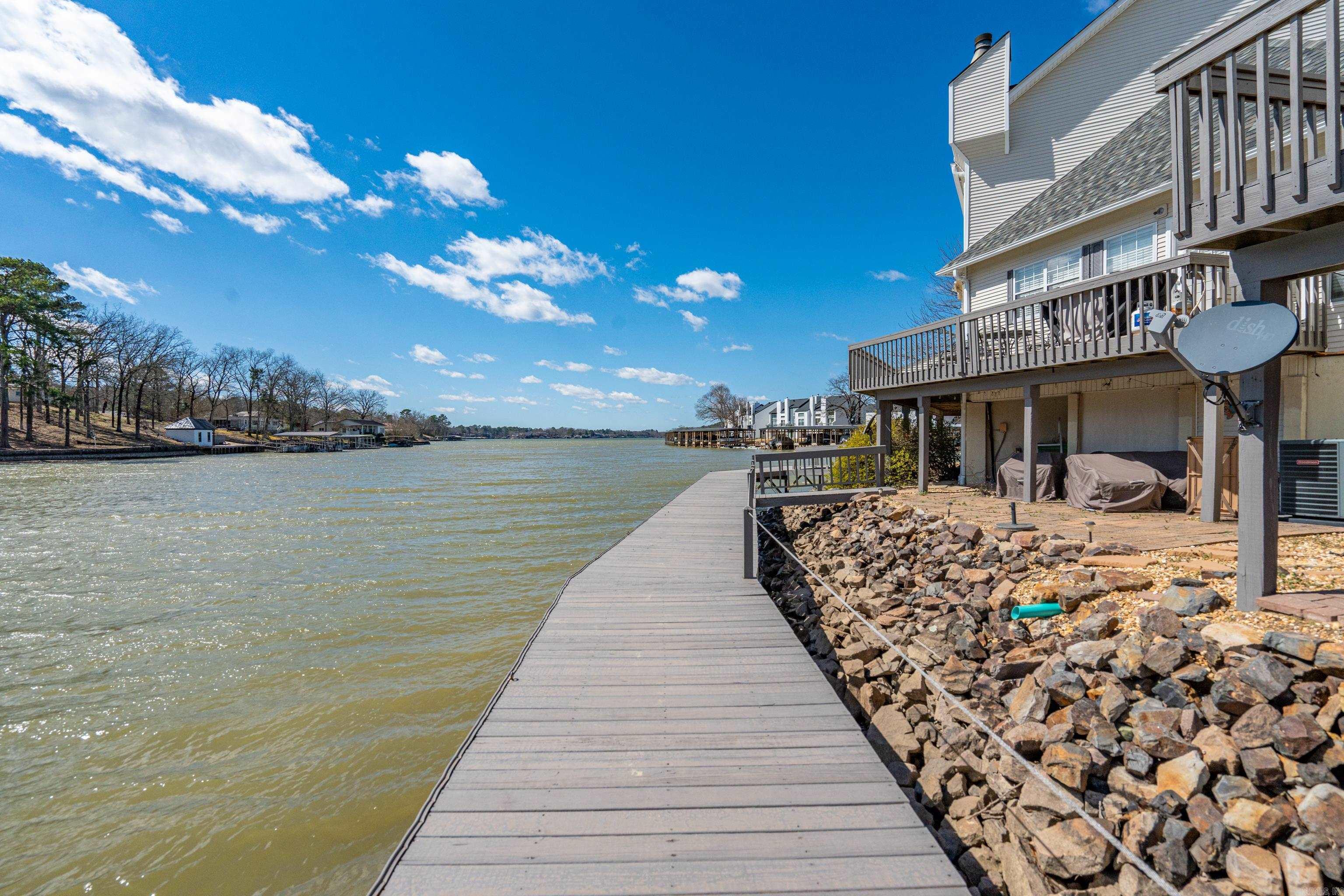 231 Bayshore