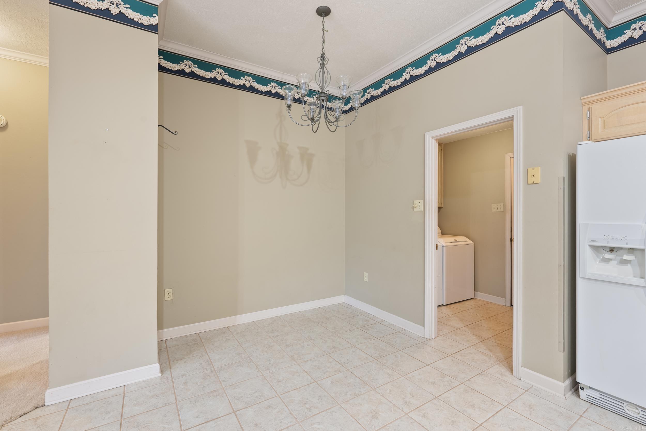 3025 Franklin Circle