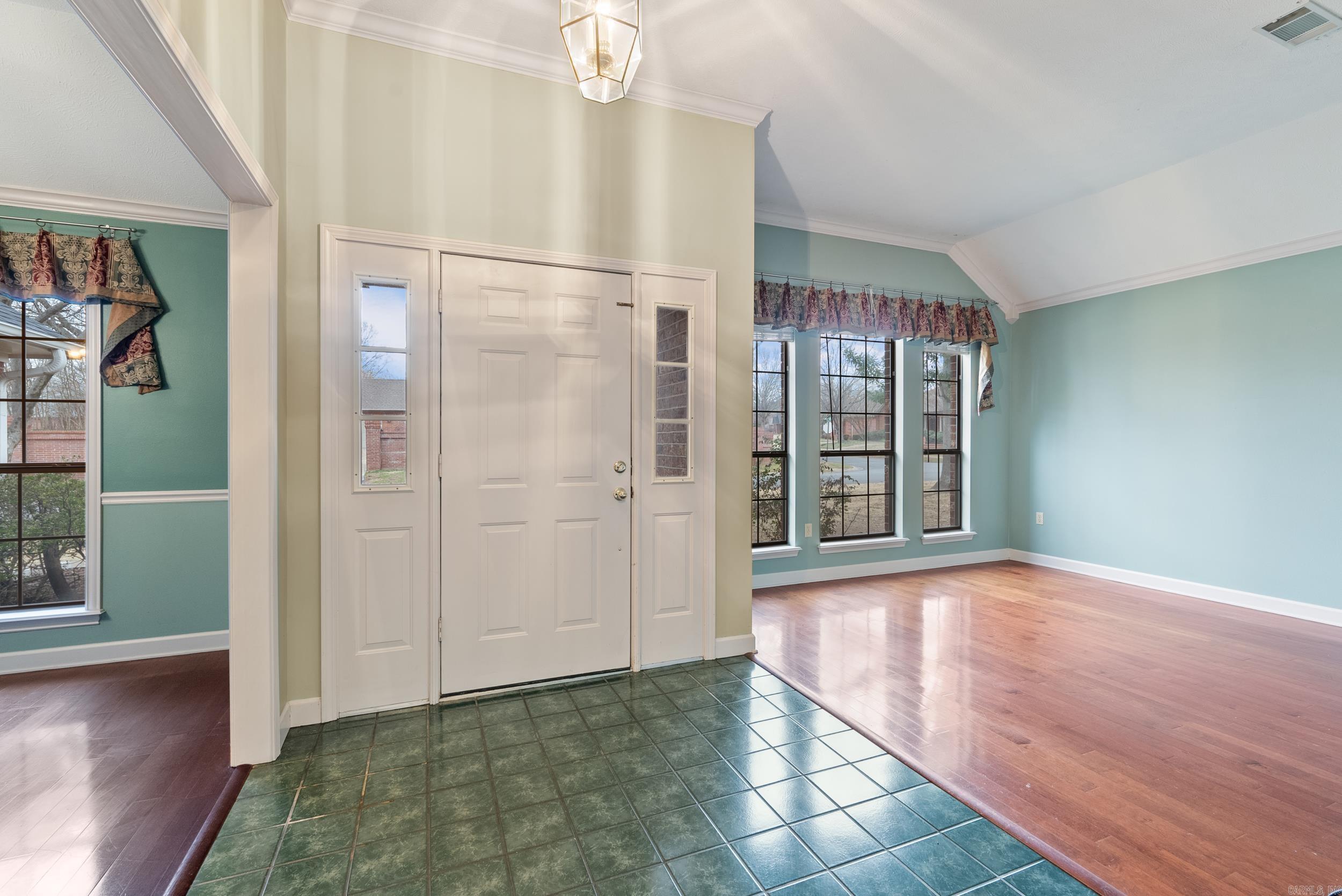 3025 Franklin Circle