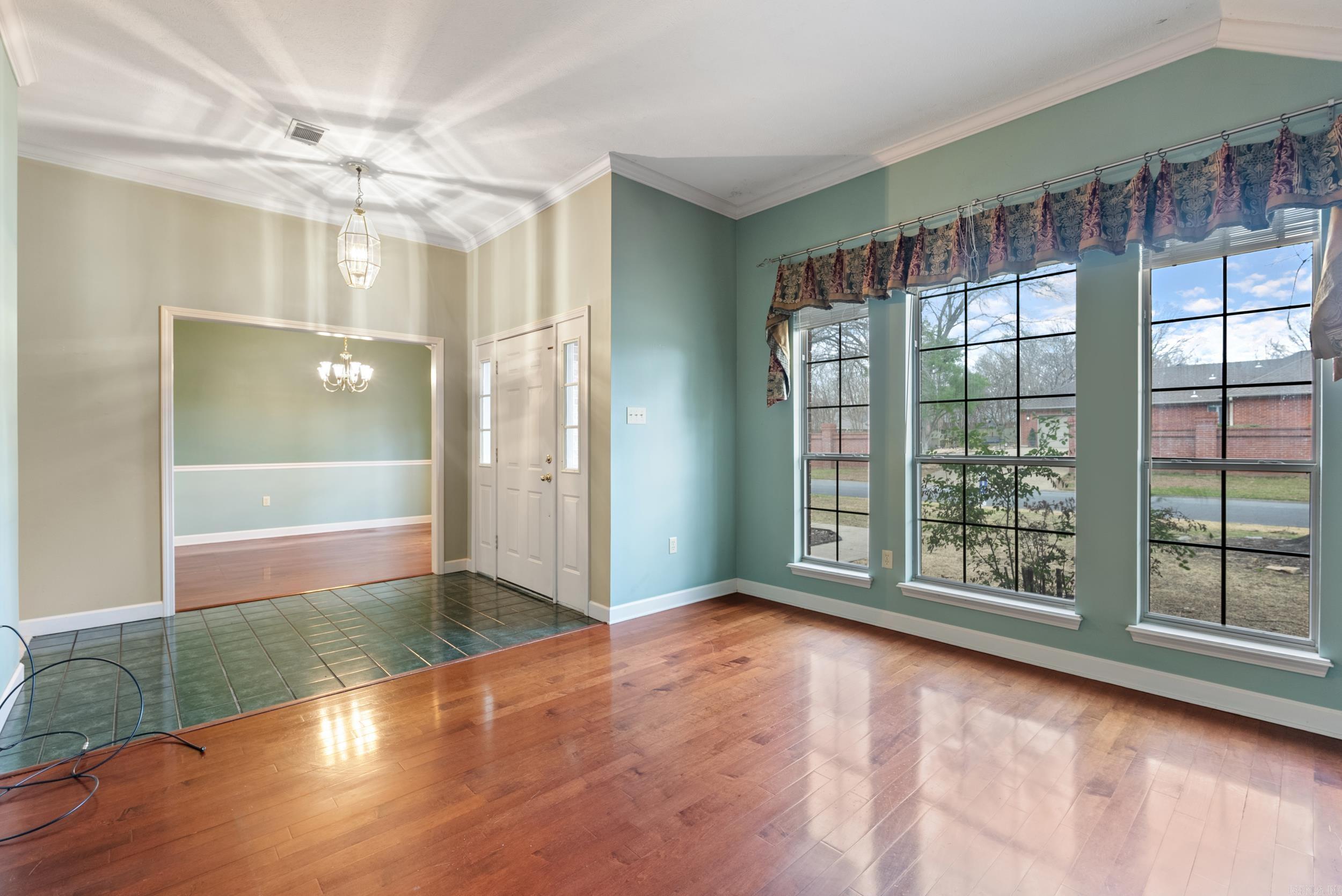 3025 Franklin Circle