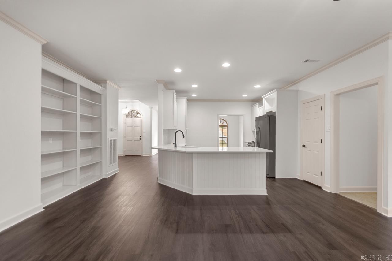 2821 Mossy Creek Drive