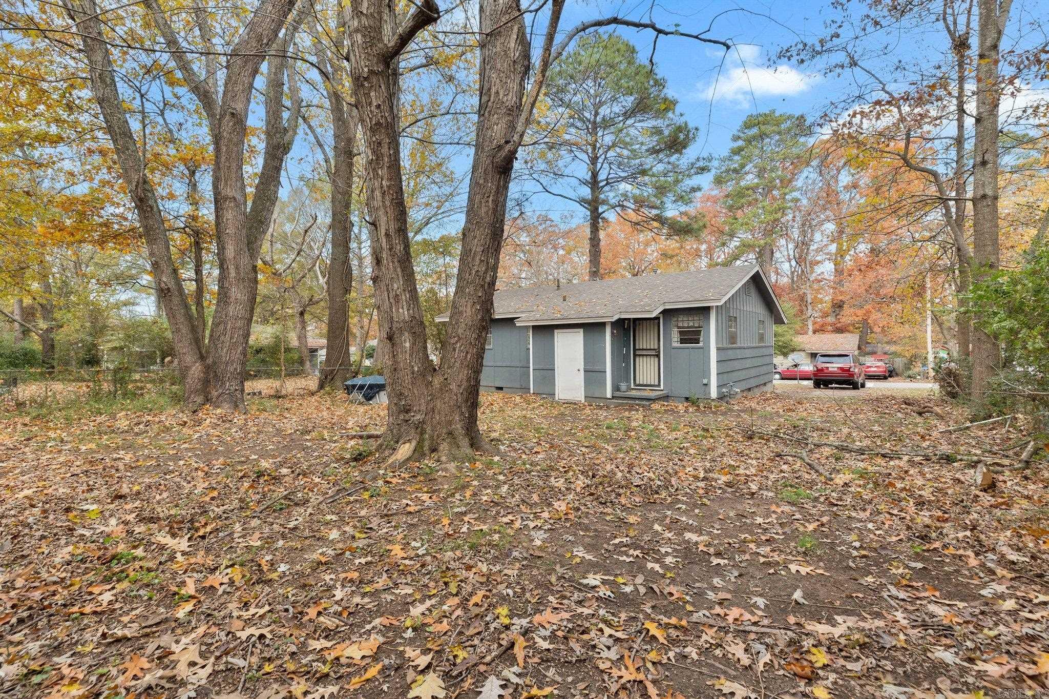 7325 Knollwood Road