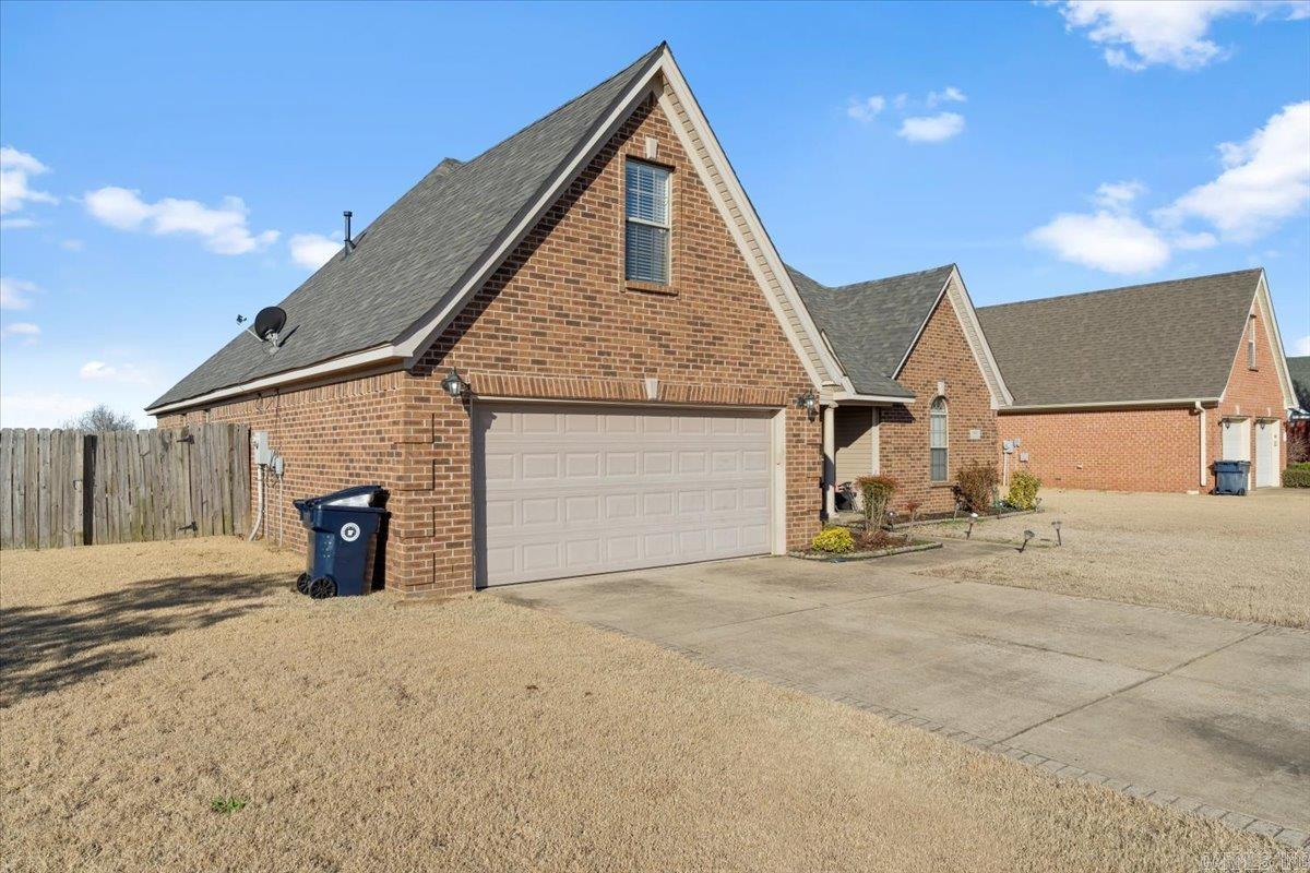 834 Bayou Vista Drive