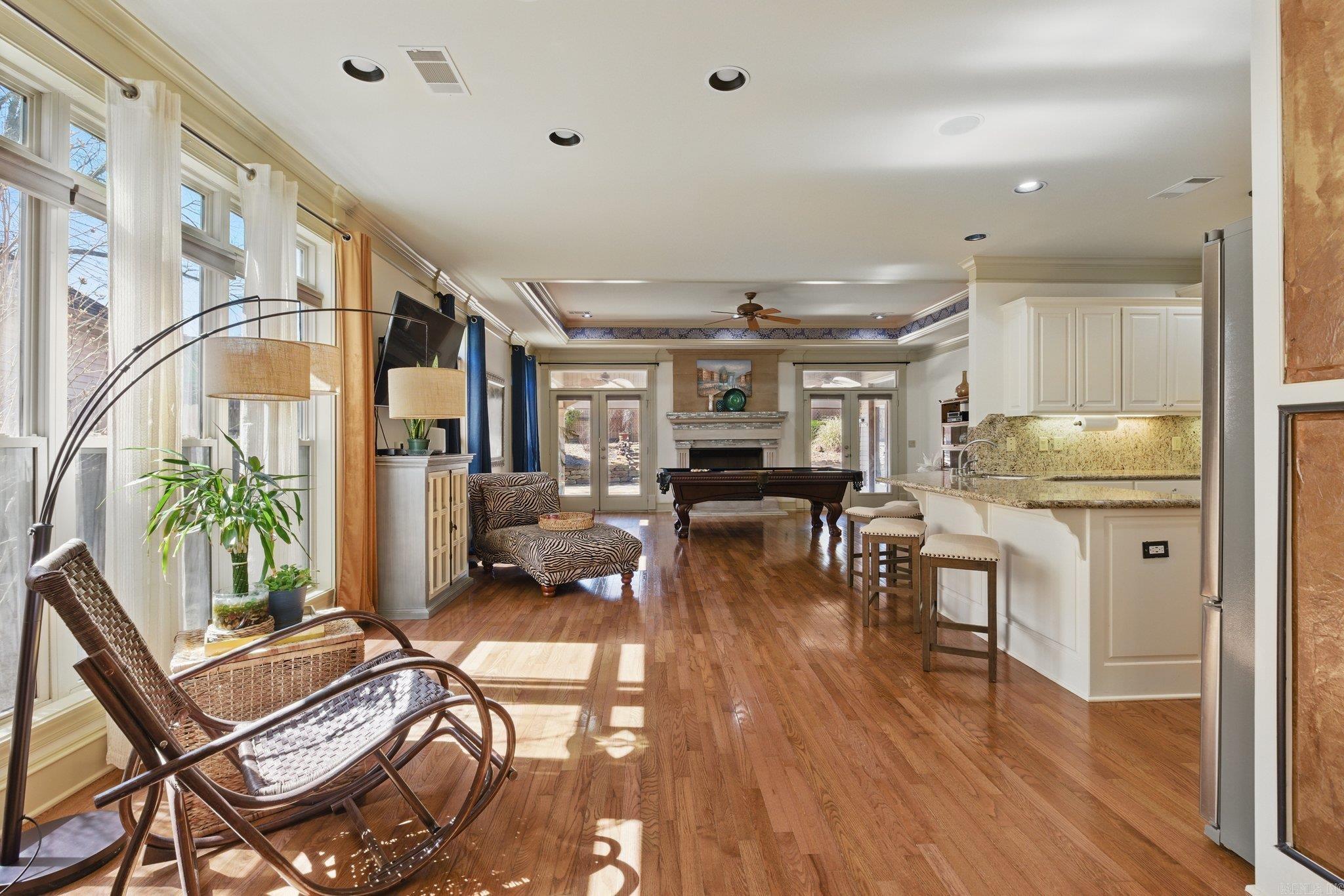 35 Courtside Place