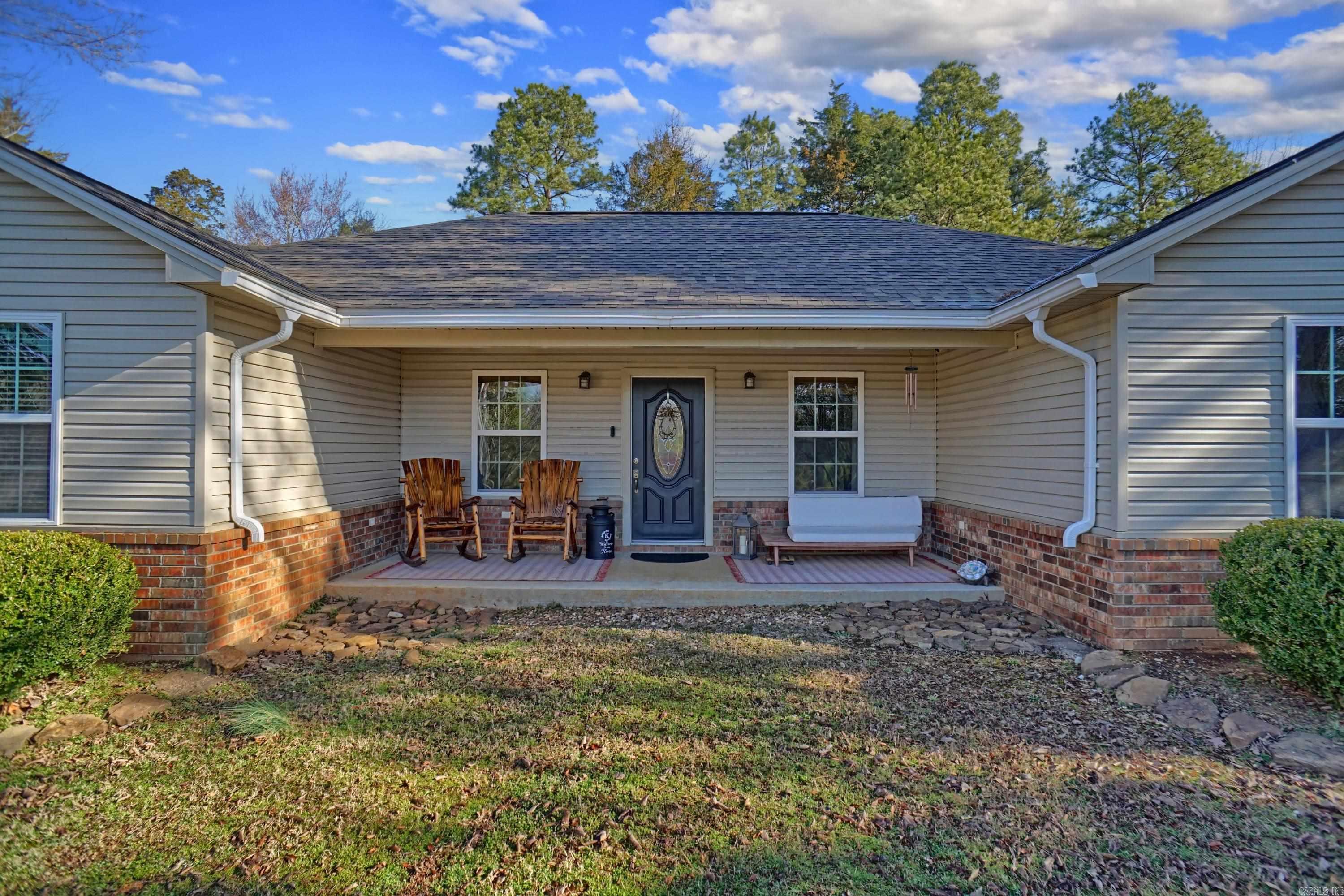 146 Private Road 3399