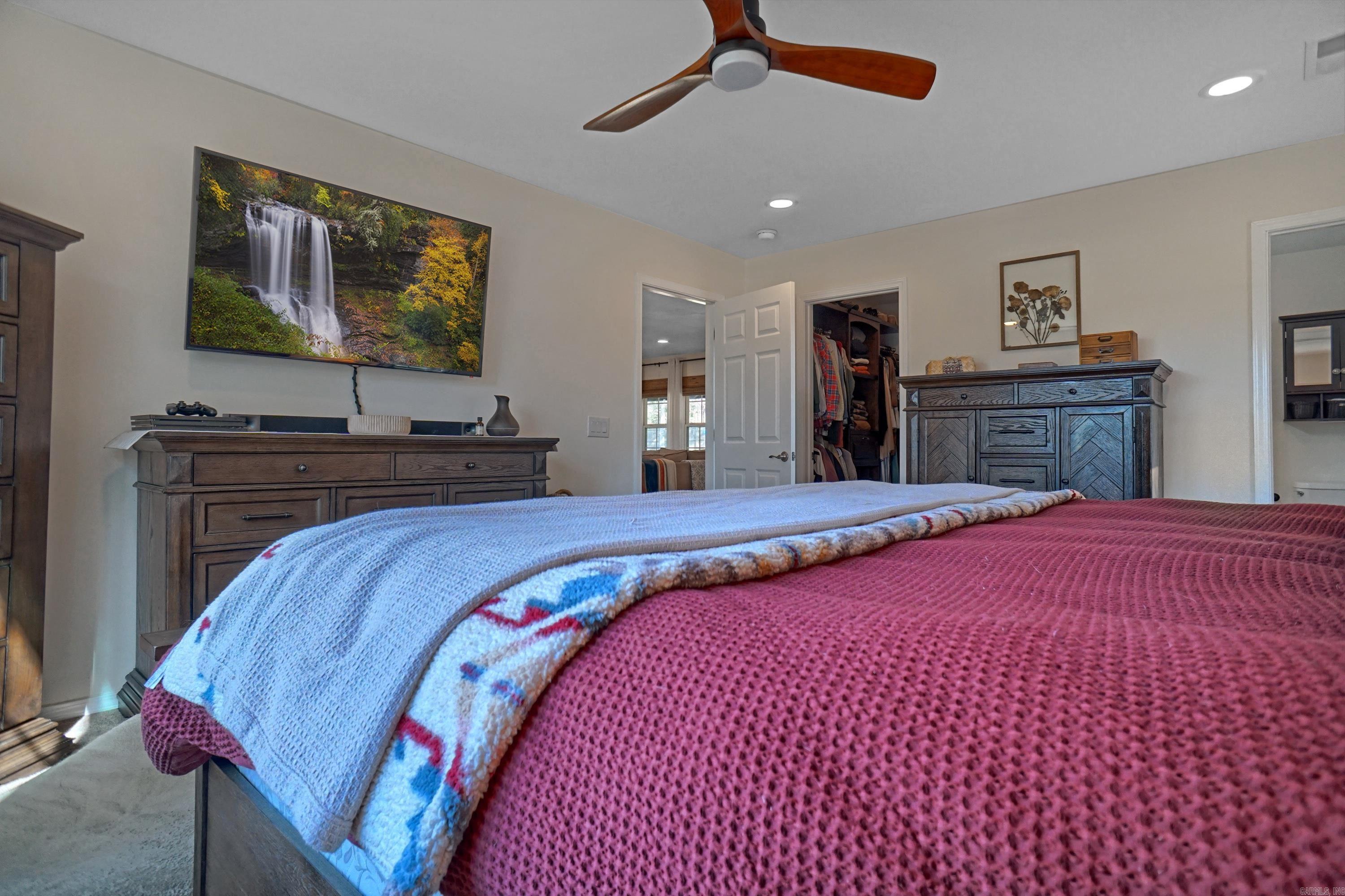 146 Private Road 3399