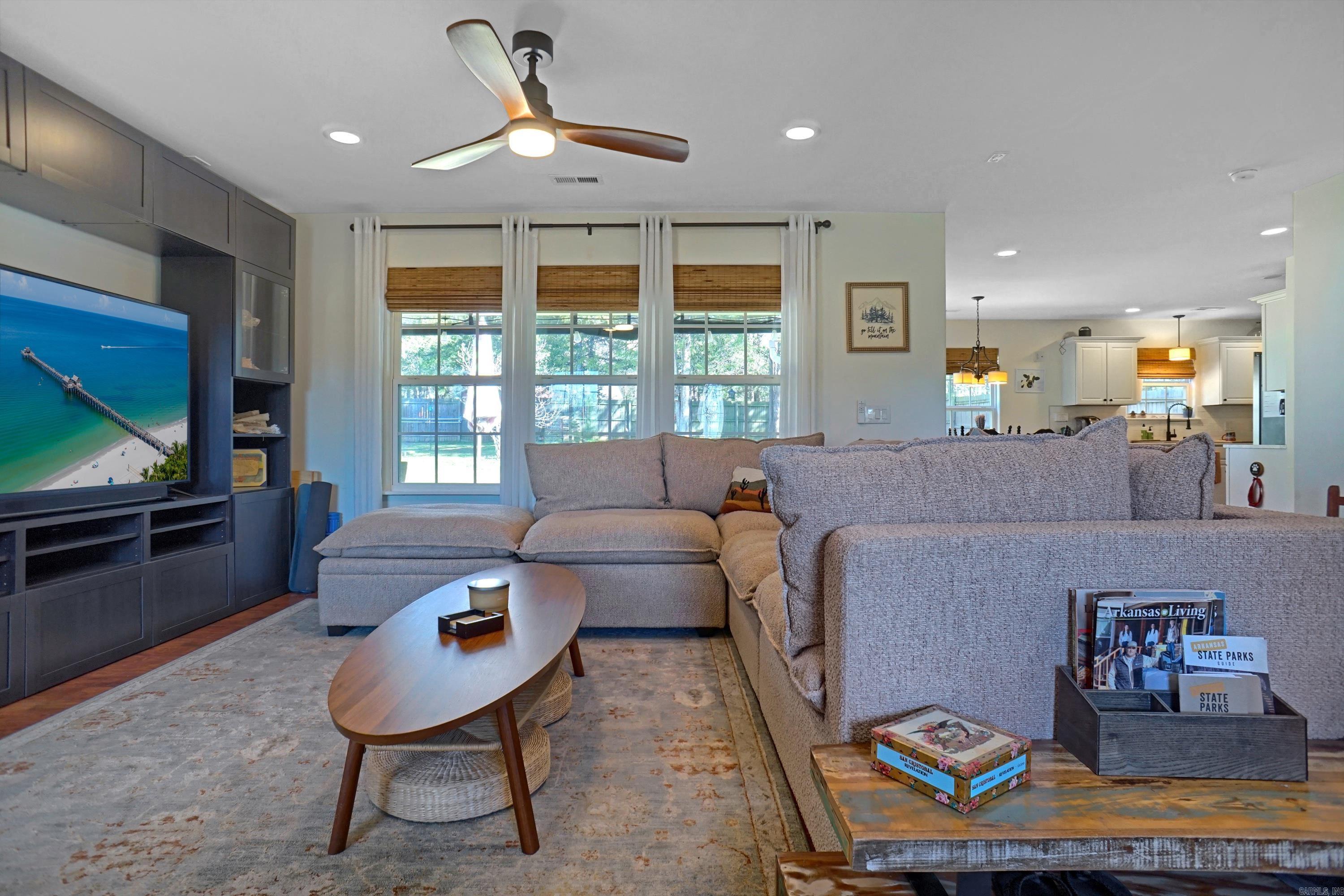 146 Private Road 3399